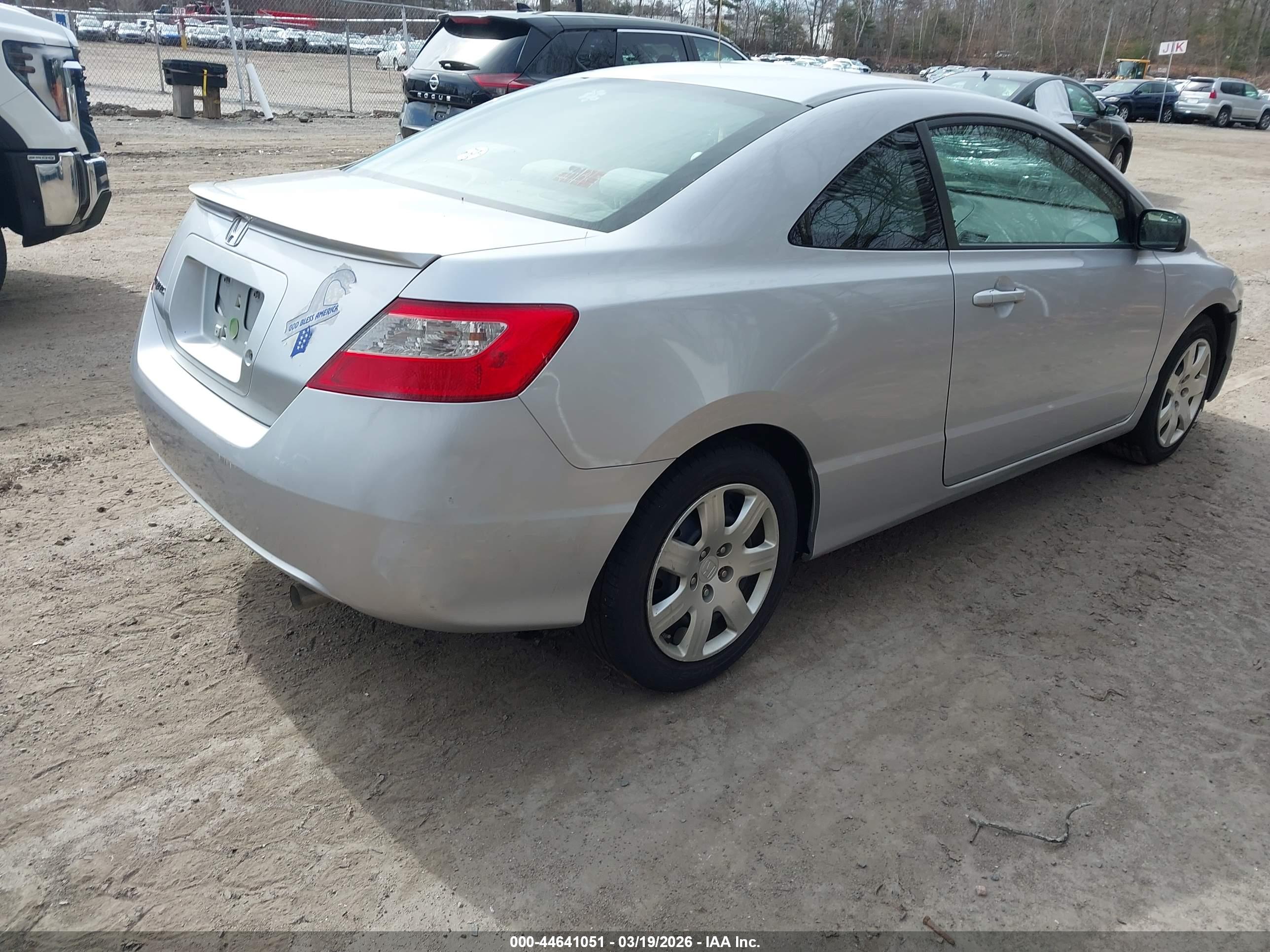 HONDA CIVIC image 4