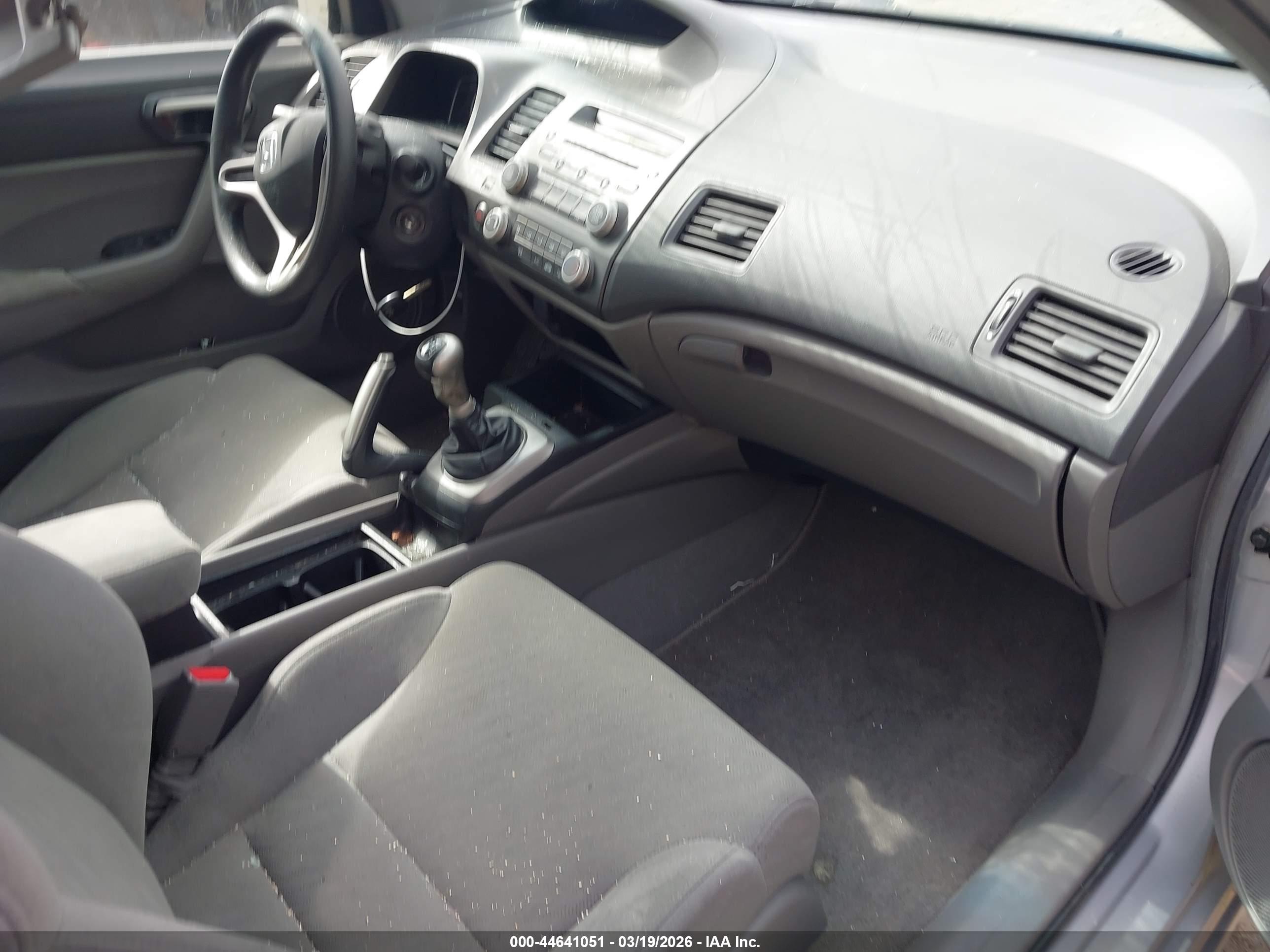 HONDA CIVIC image 5