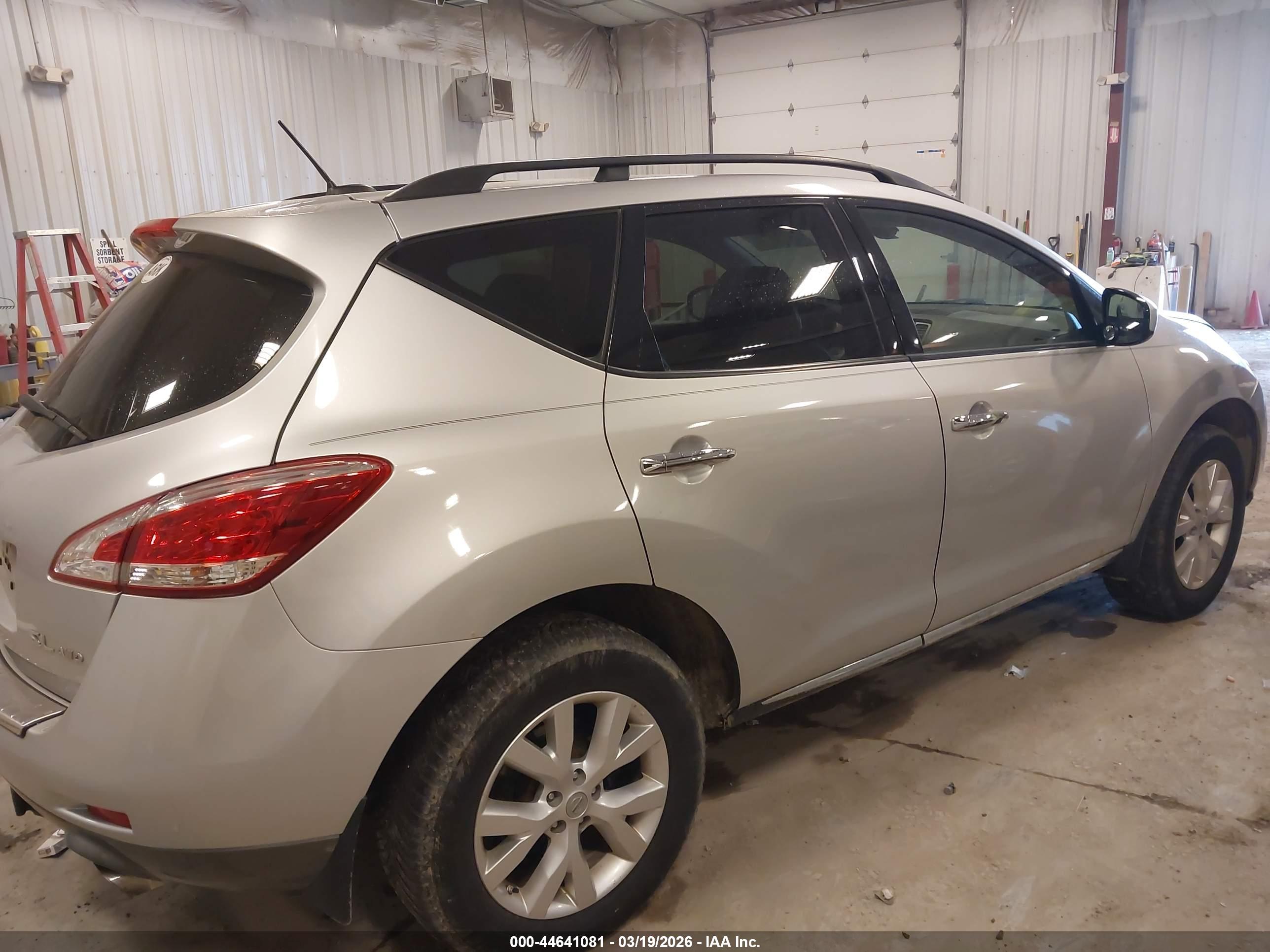 NISSAN MURANO image 4