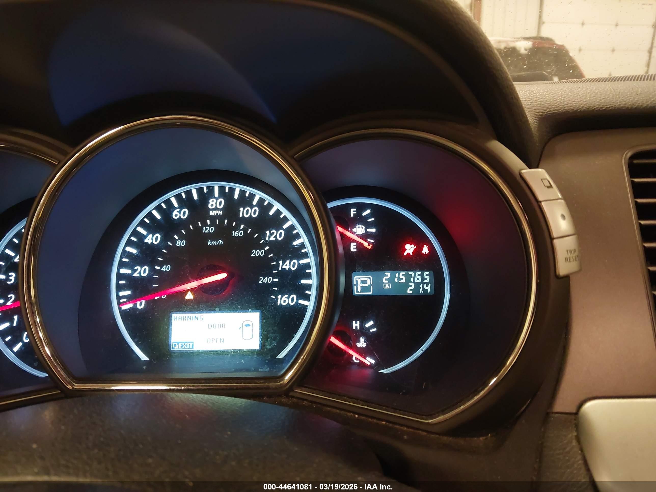 NISSAN MURANO image 7