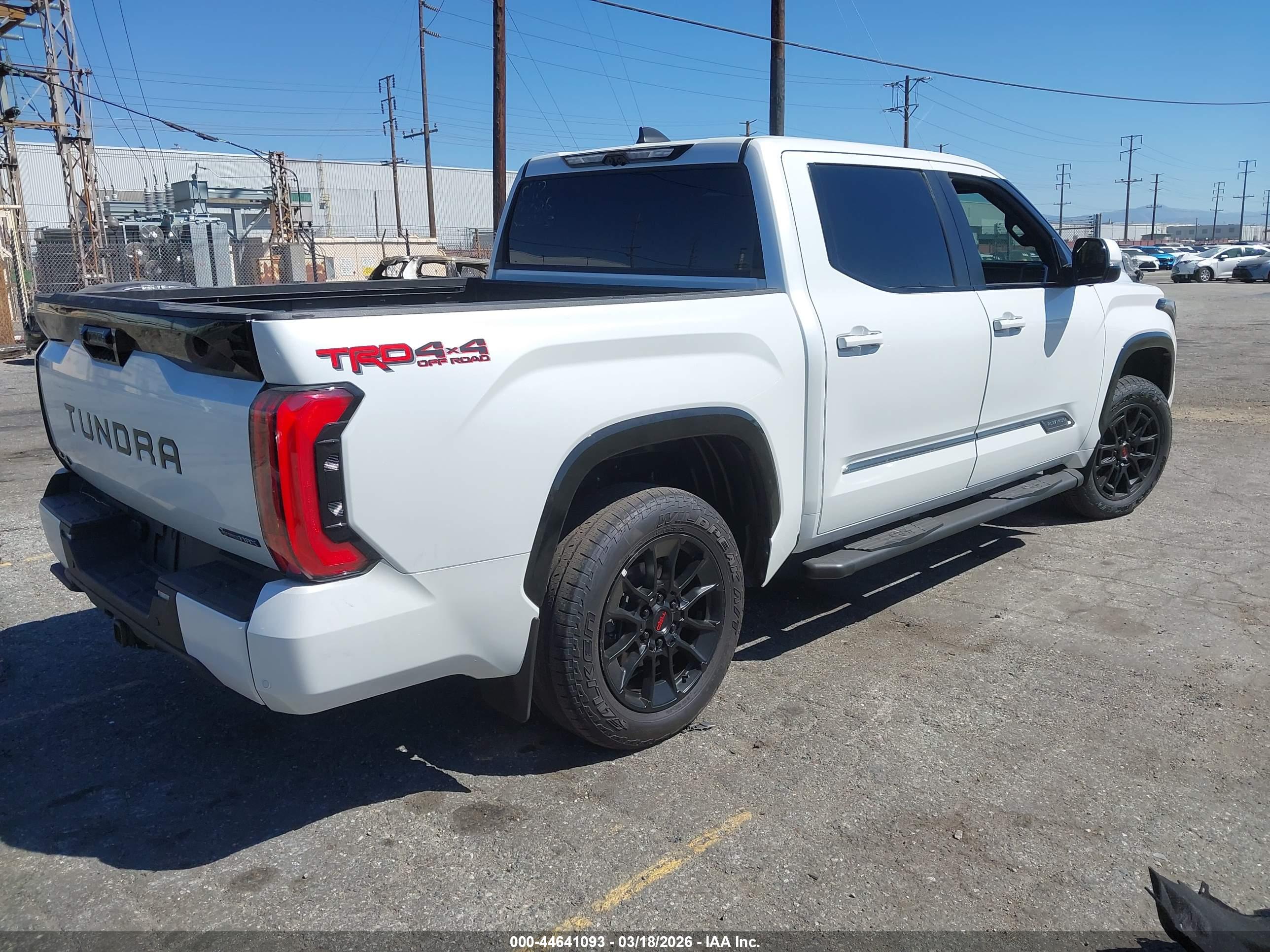 TOYOTA TUNDRA image 4