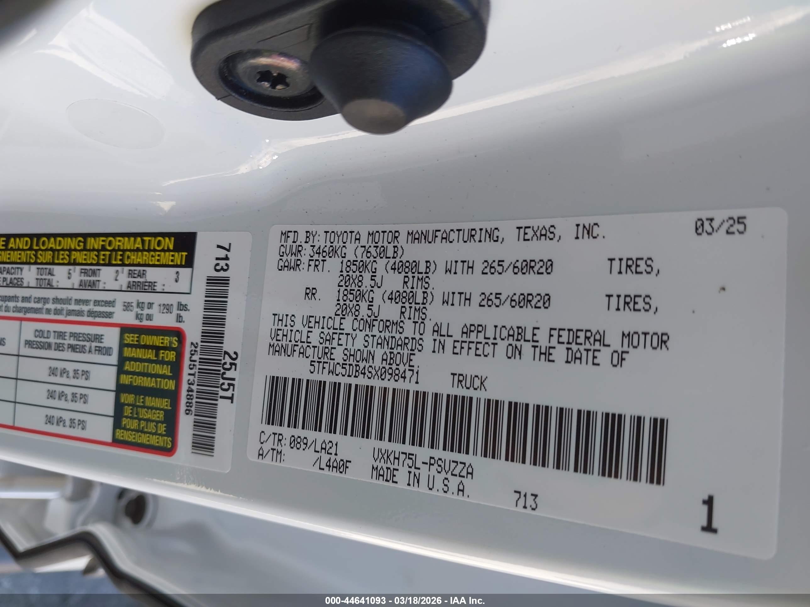 TOYOTA TUNDRA image 9