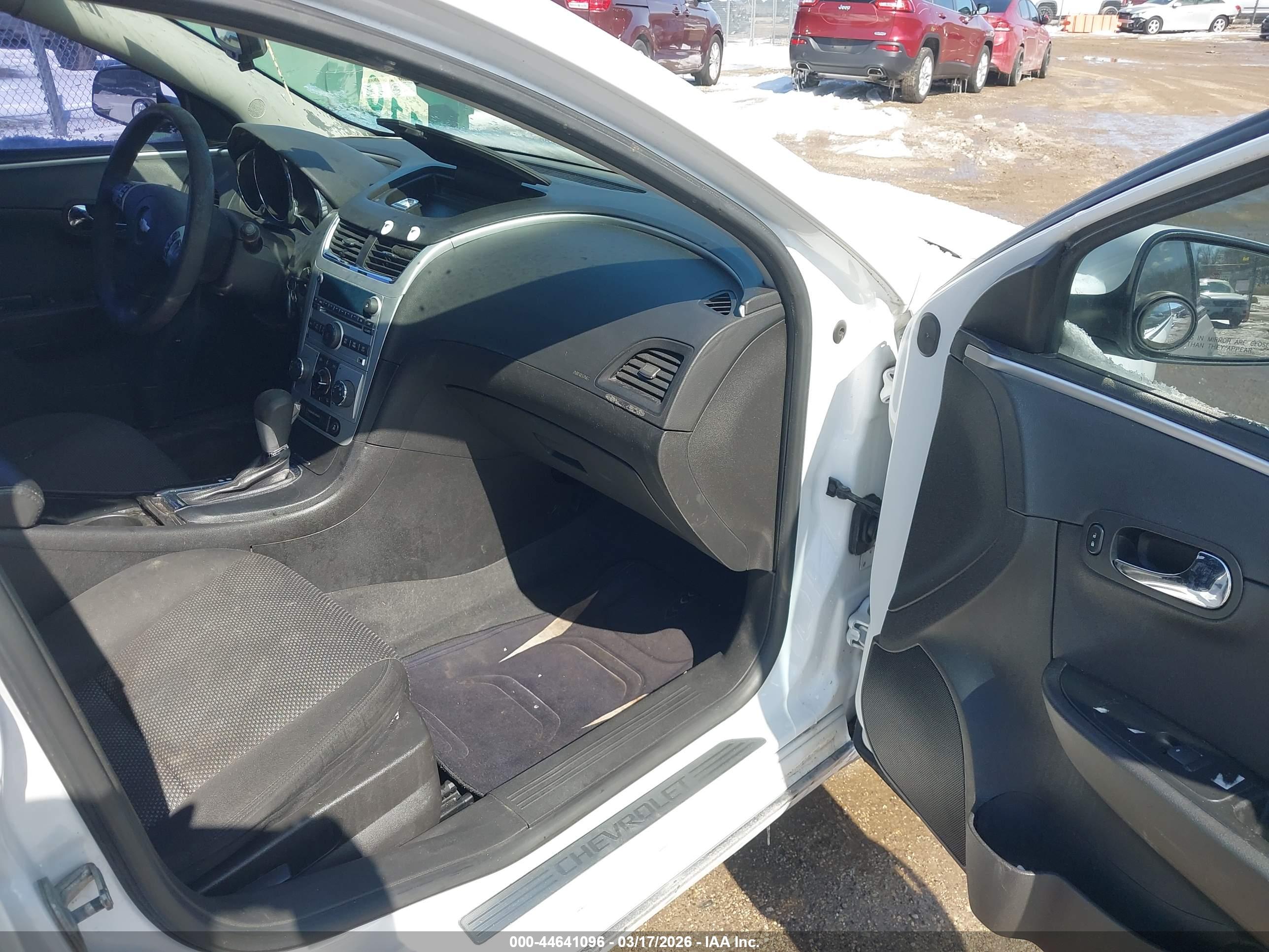 CHEVROLET MALIBU image 5
