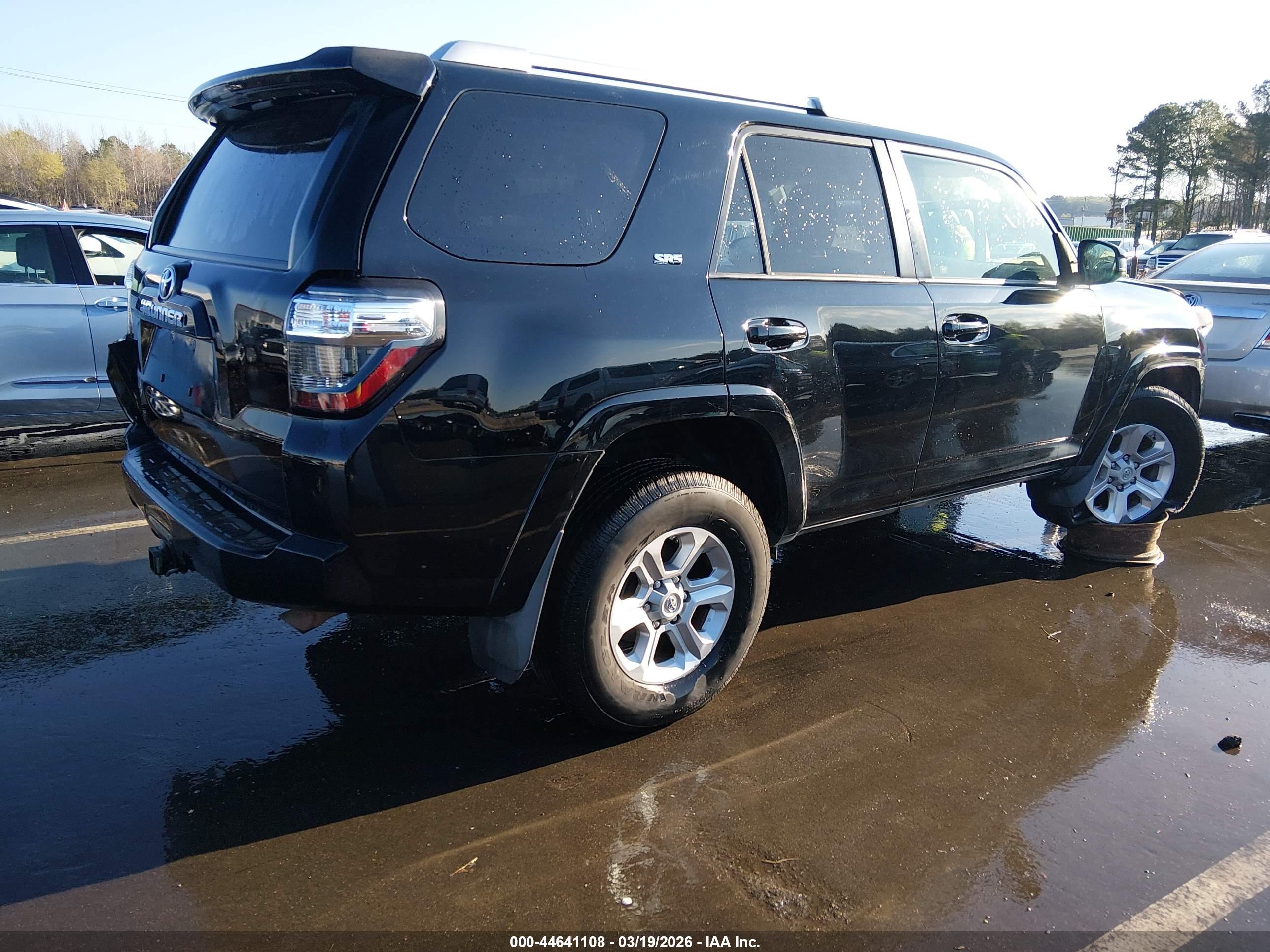 TOYOTA 4RUNNER image 4