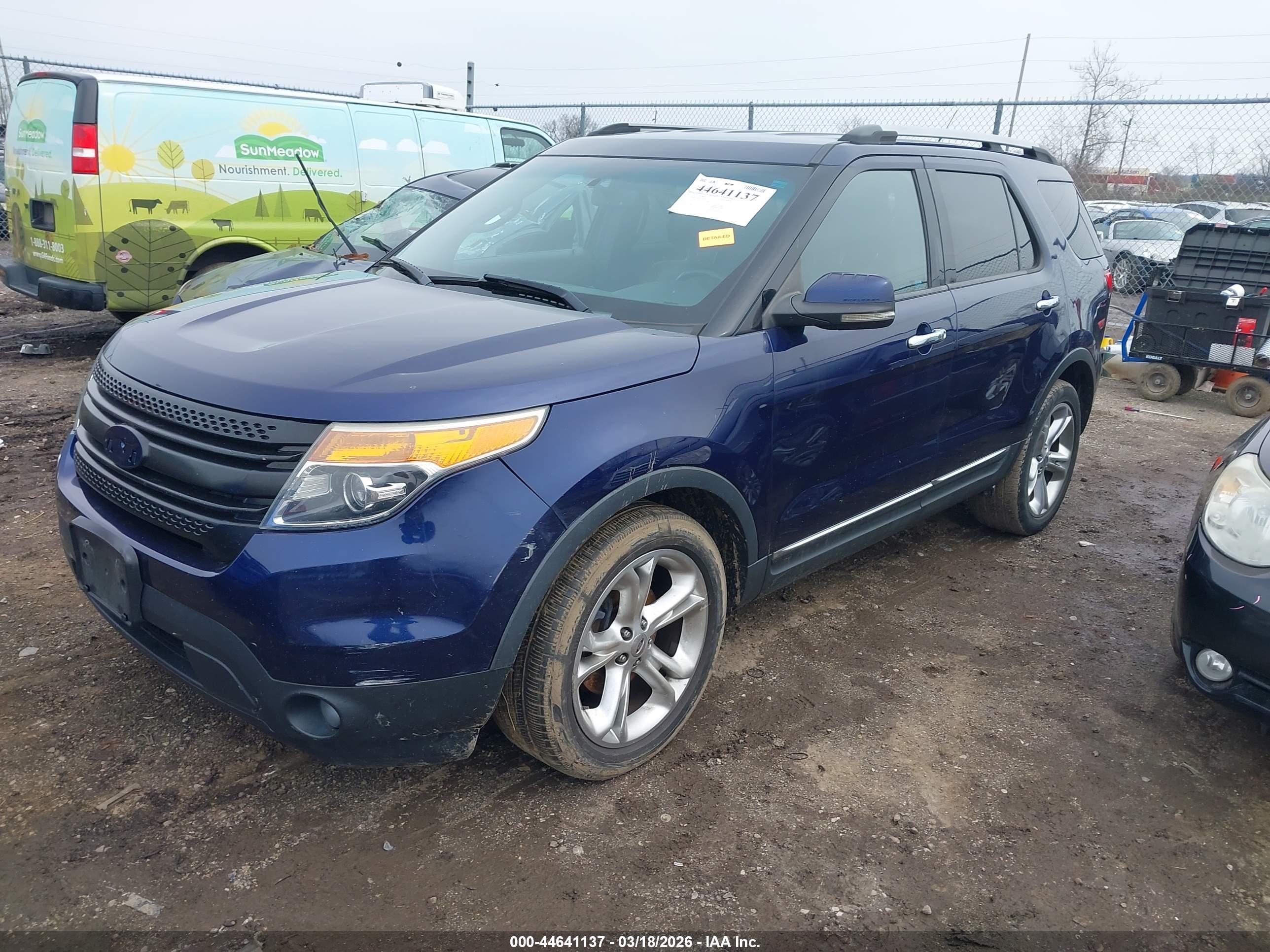 FORD EXPLORER image 2