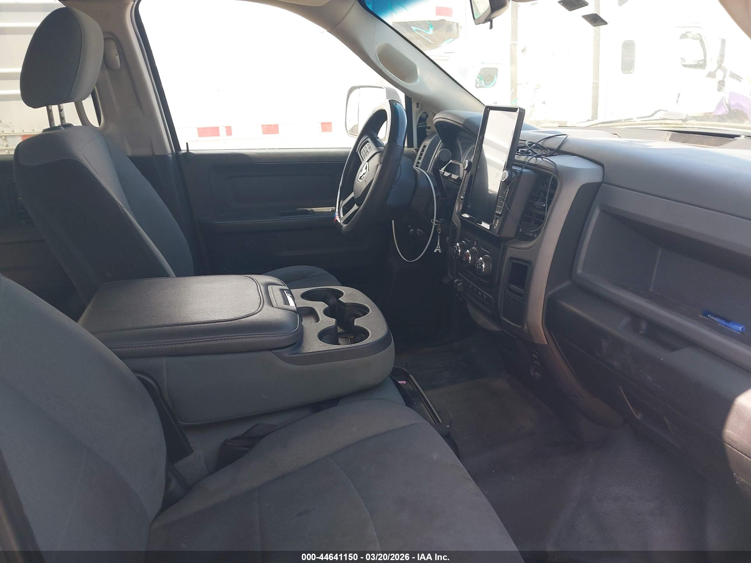 RAM 3500 image 7
