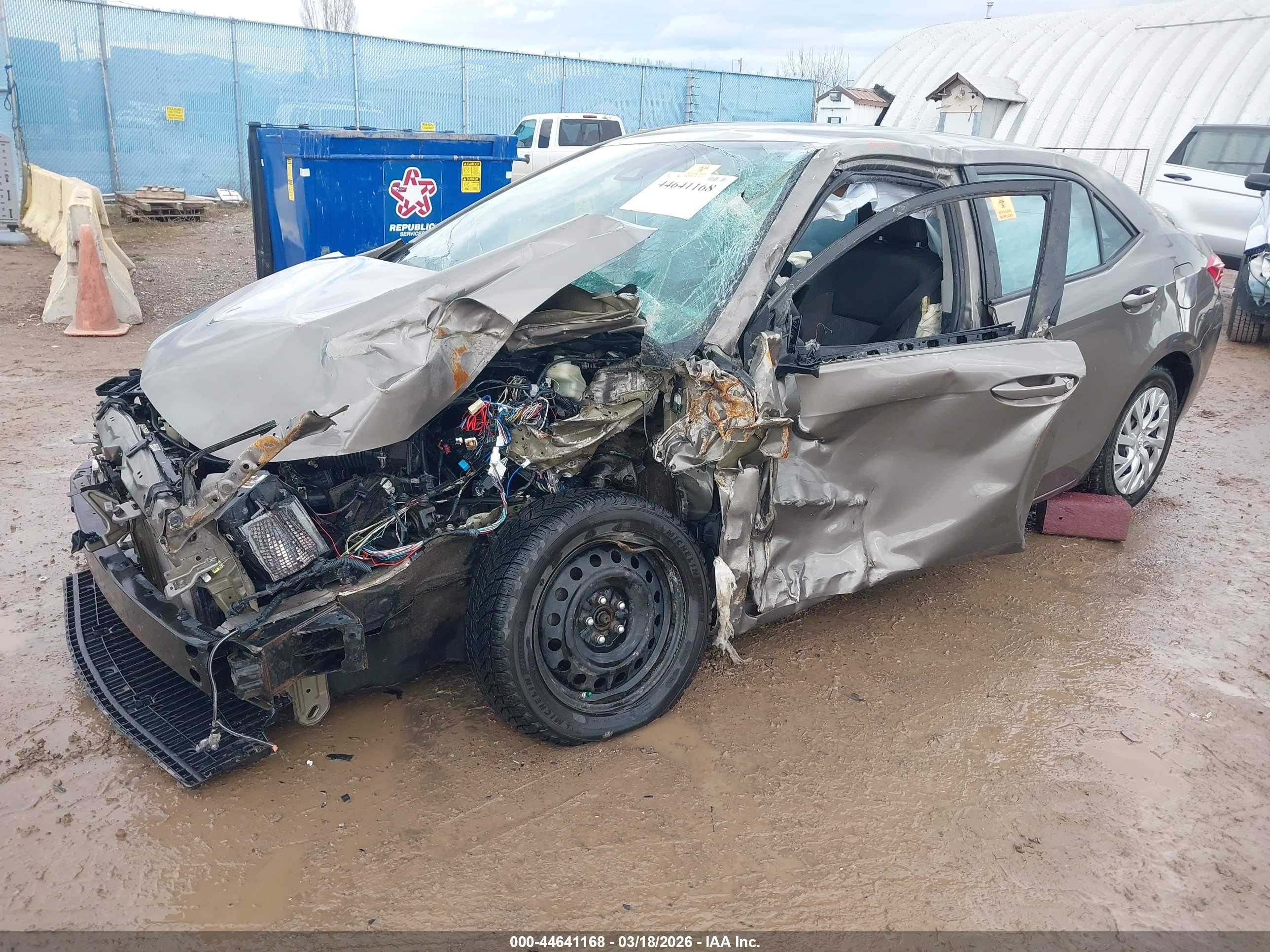TOYOTA COROLLA image 2
