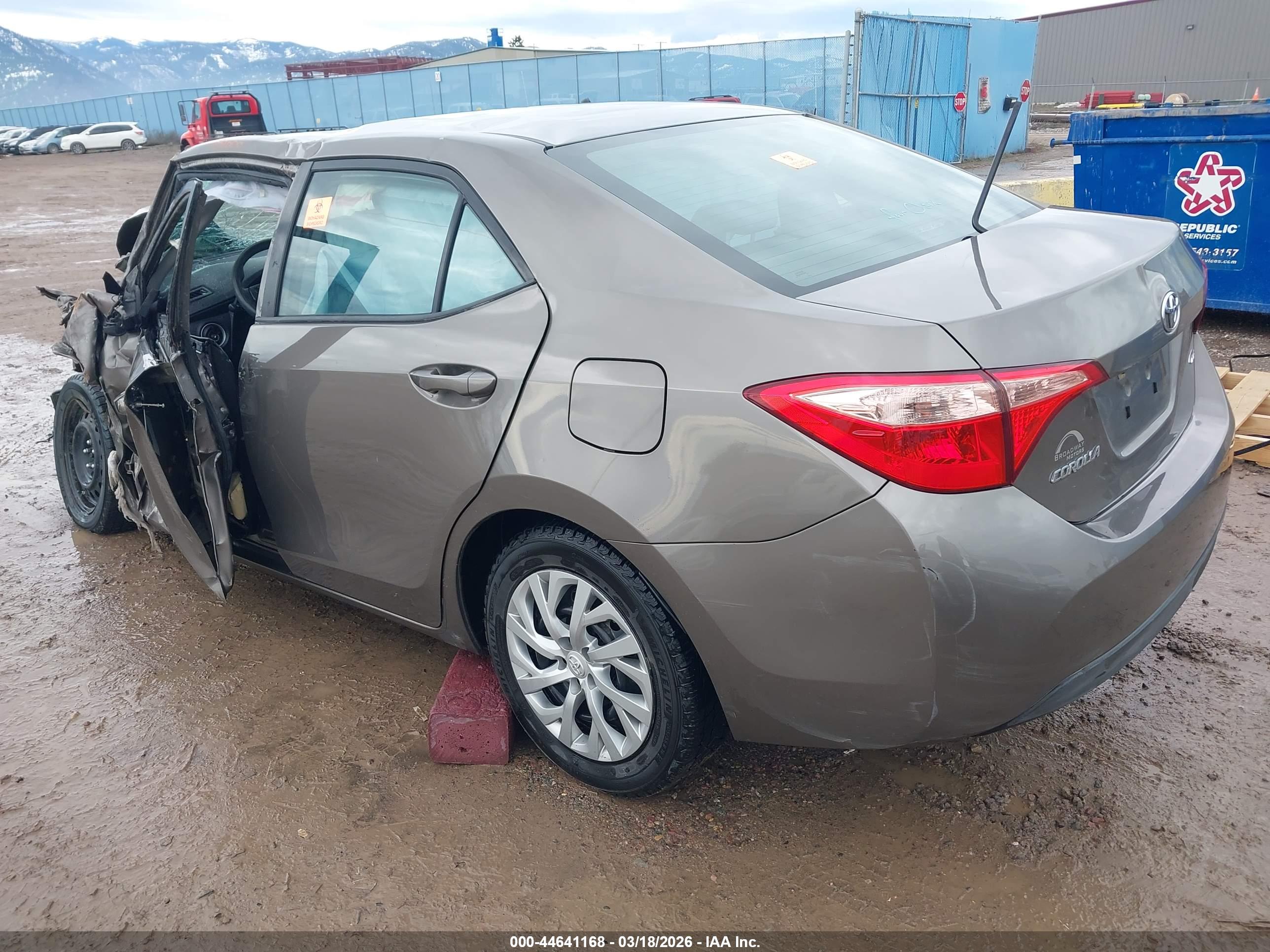 TOYOTA COROLLA image 3