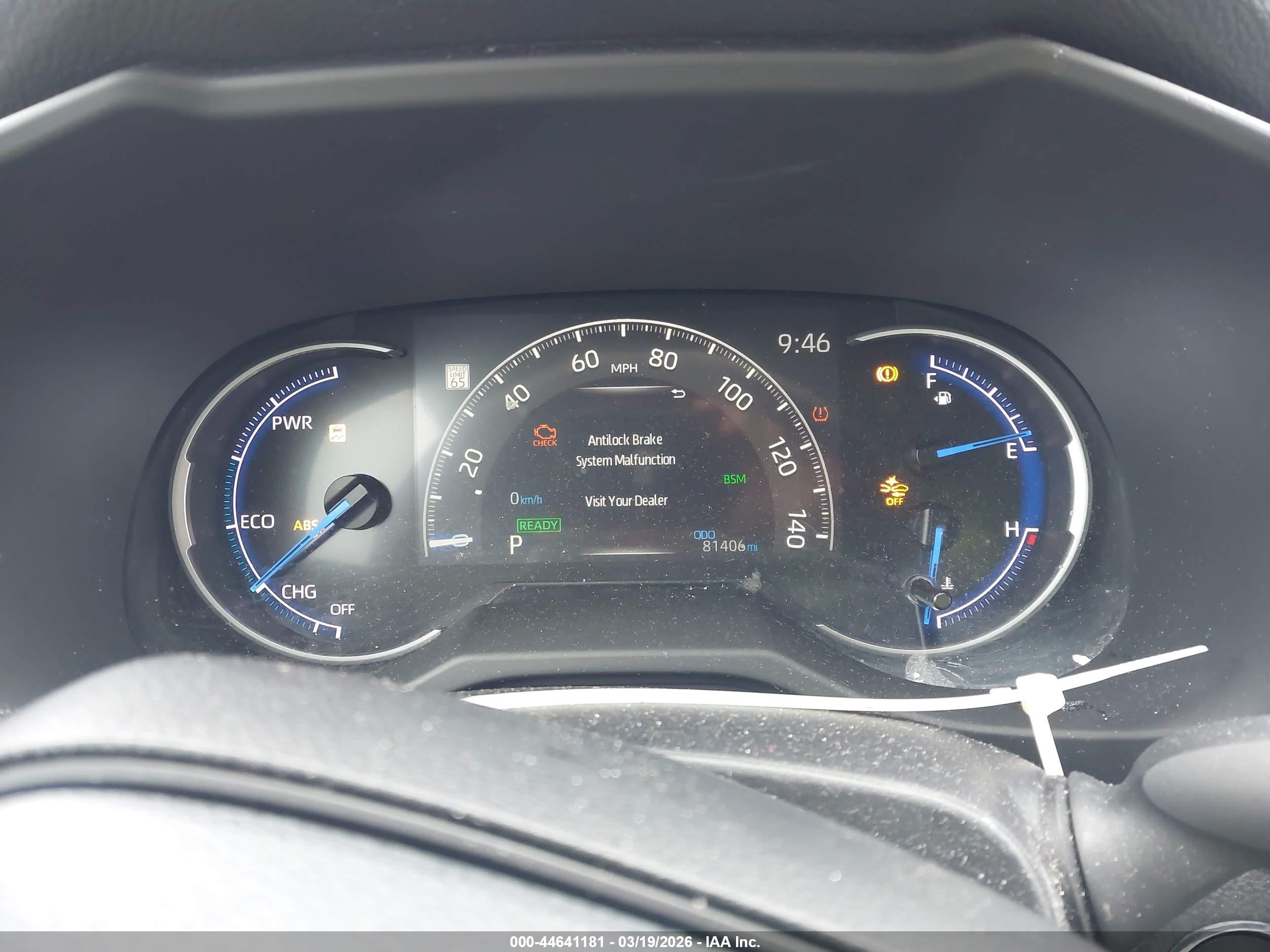 TOYOTA RAV4 image 7