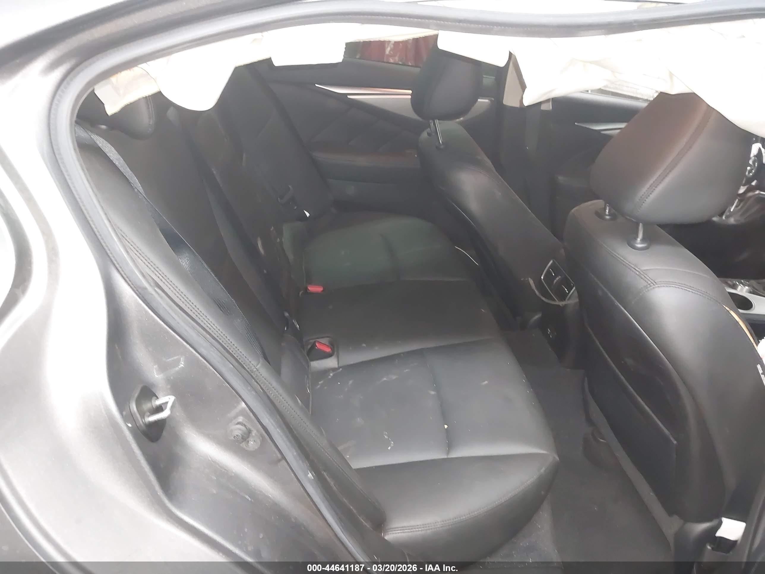 INFINITI Q50 image 8