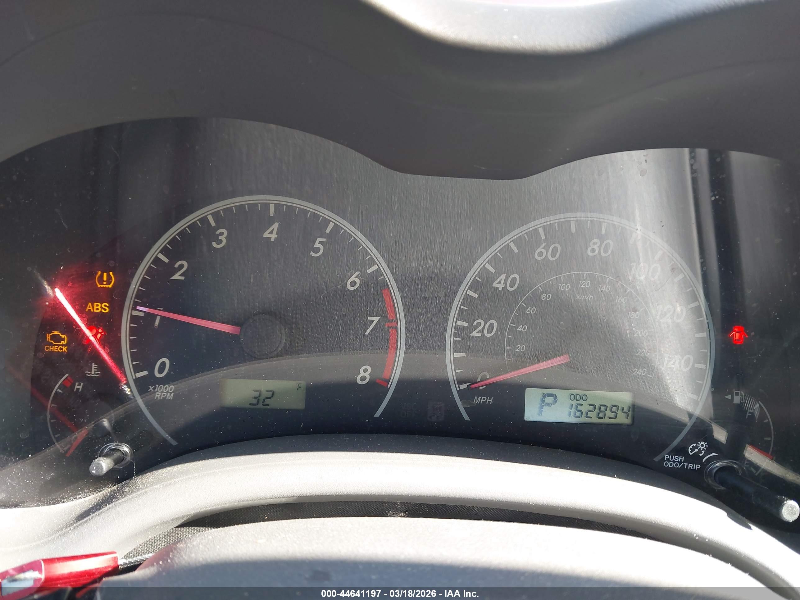 TOYOTA COROLLA image 7