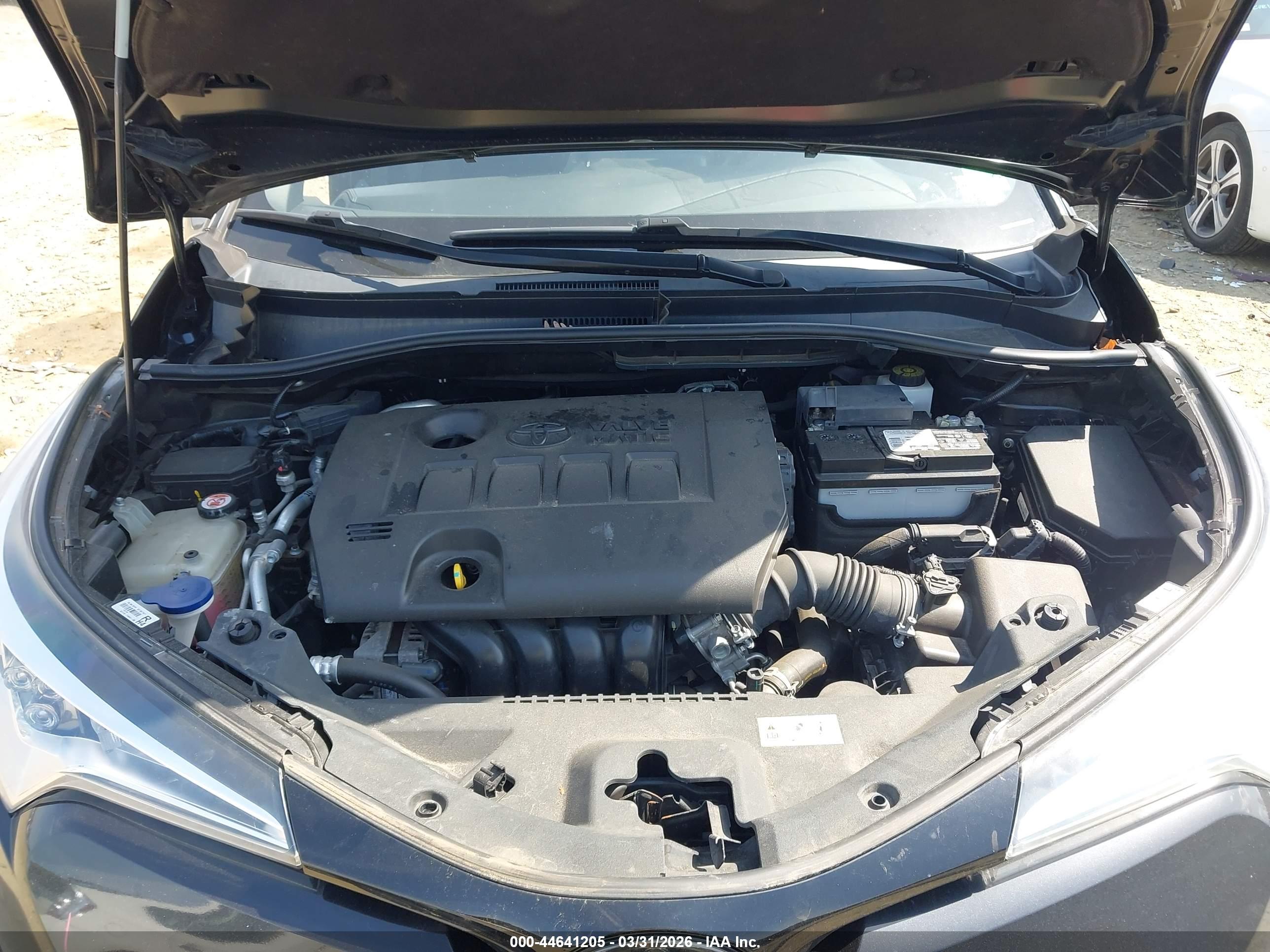 TOYOTA C-HR image 10