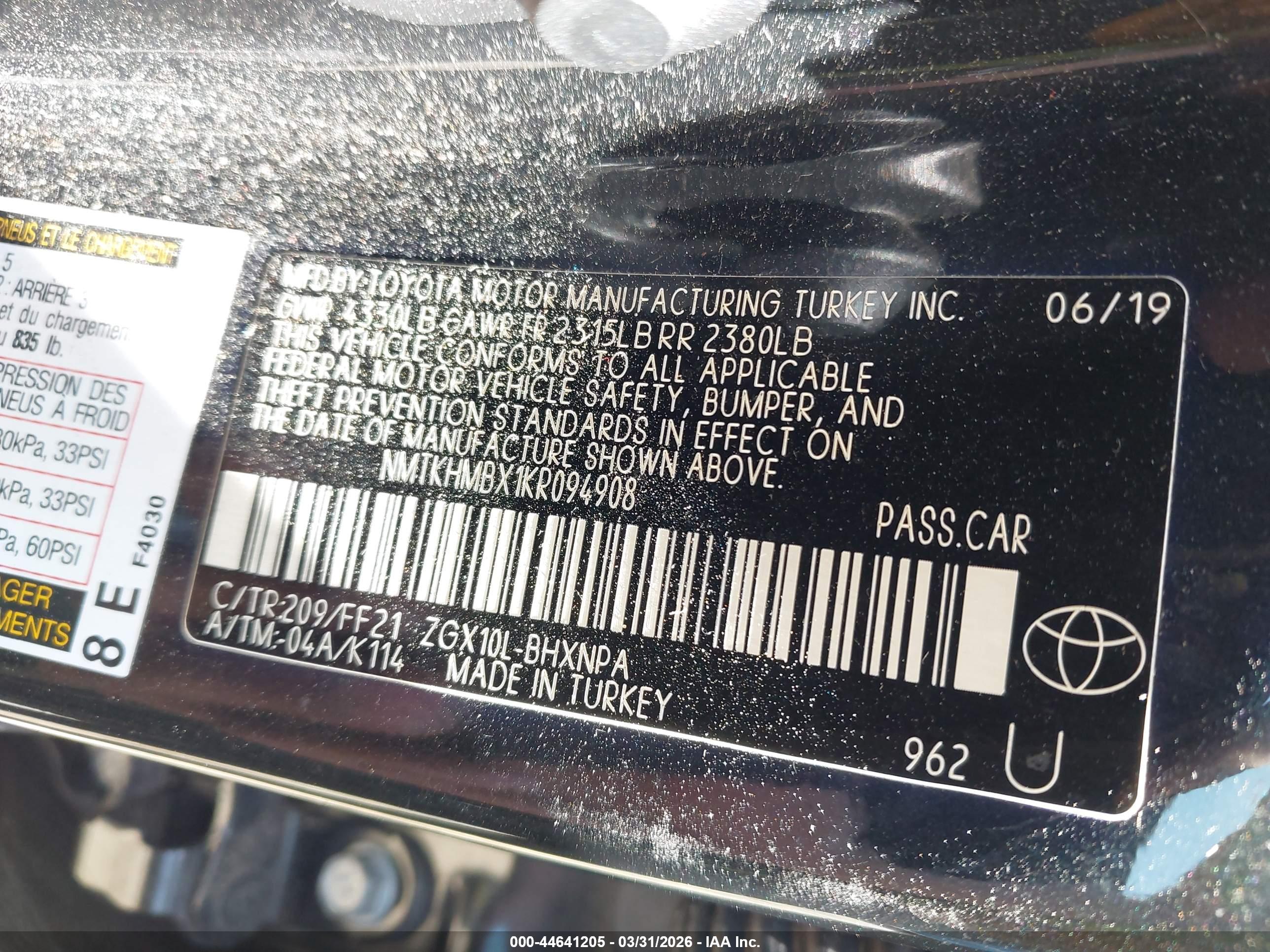 TOYOTA C-HR image 9