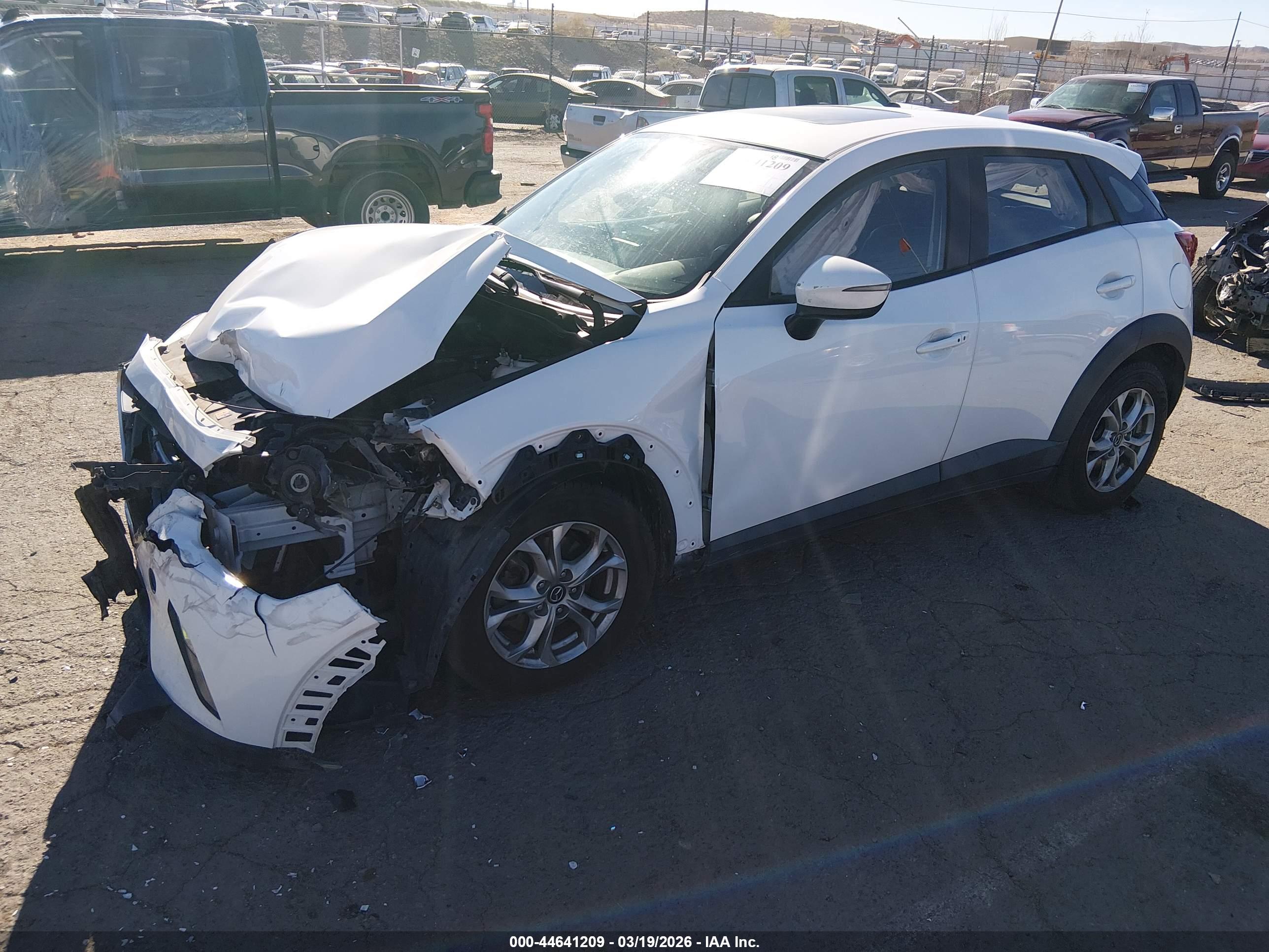 MAZDA CX-3 image 2