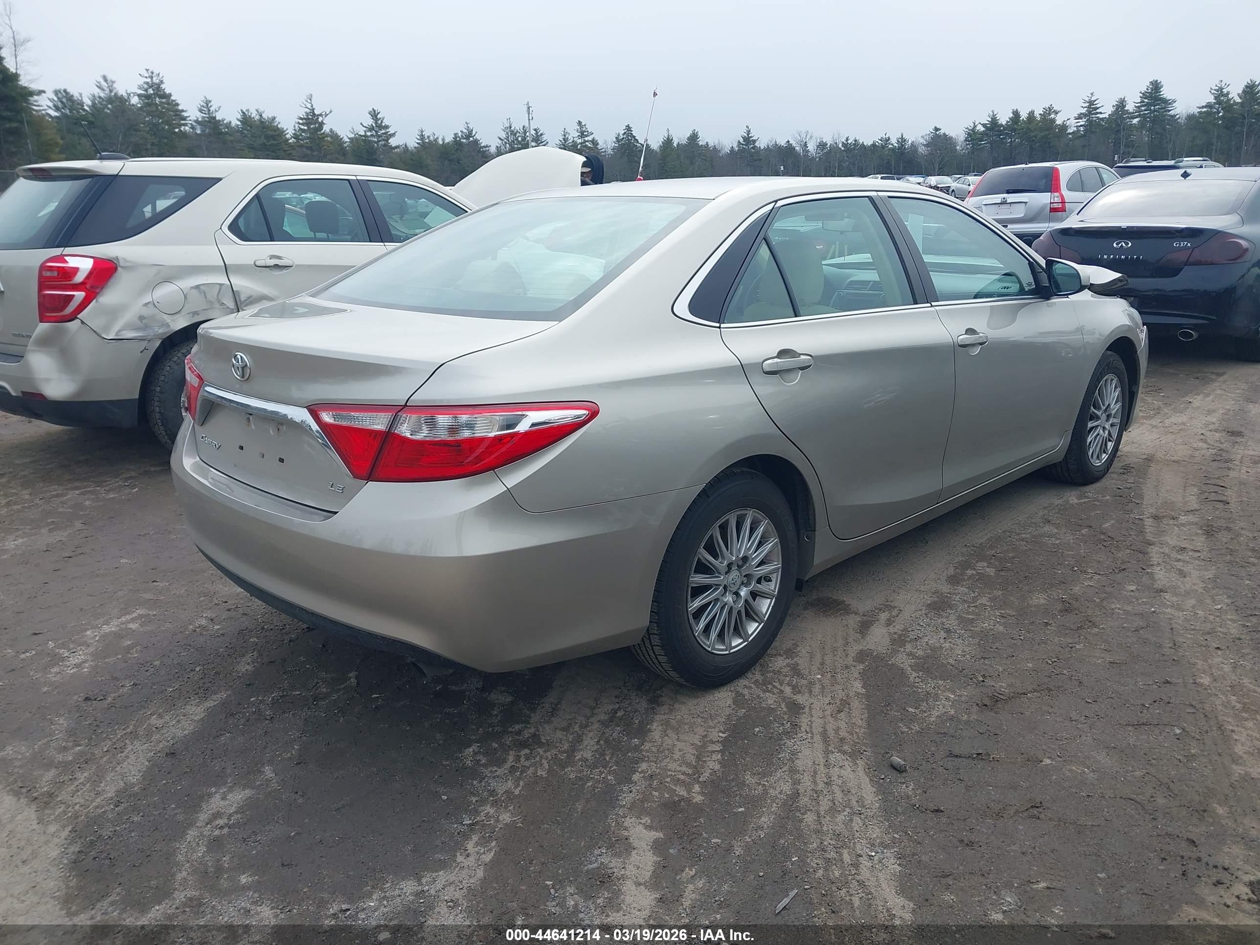 TOYOTA CAMRY image 4