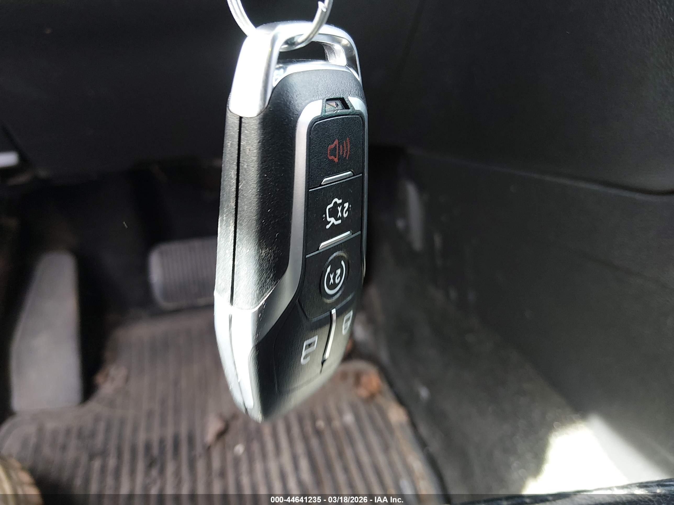 FORD EXPLORER image 11