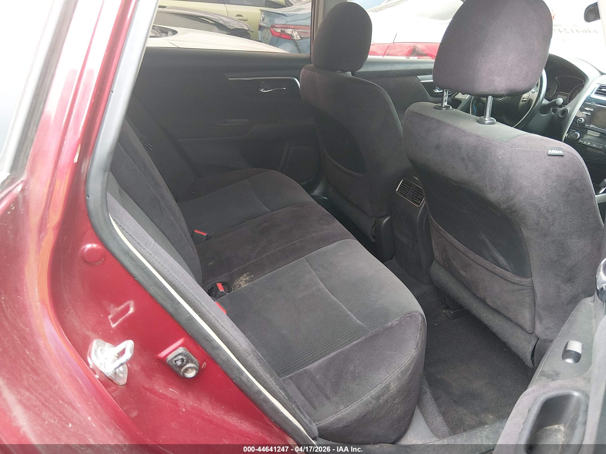 NISSAN ALTIMA image 8