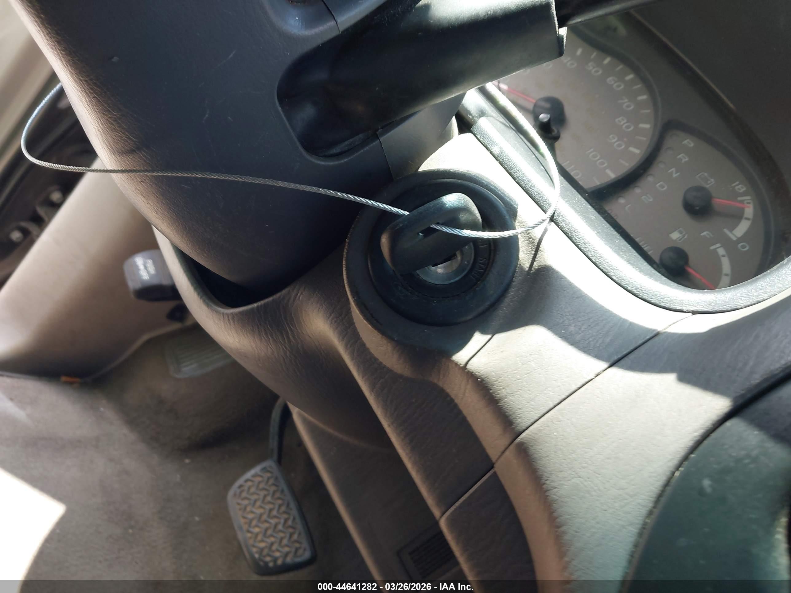 TOYOTA SEQUOIA image 11