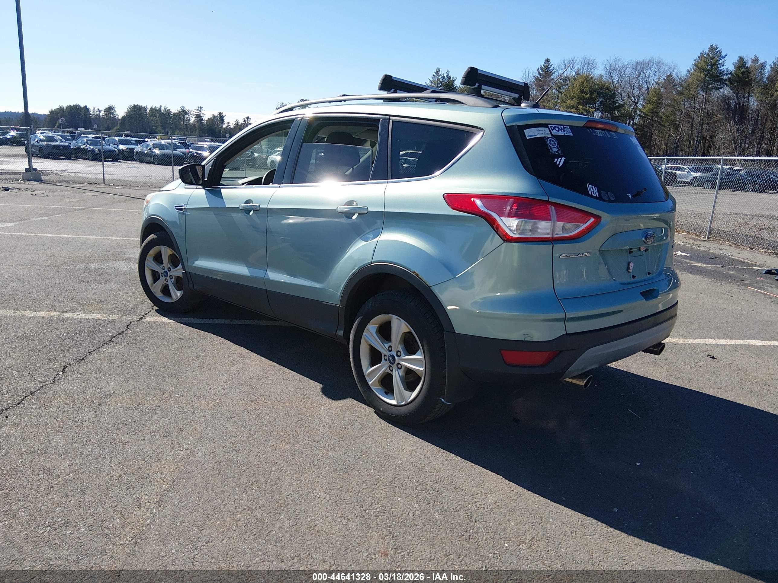 FORD ESCAPE image 3