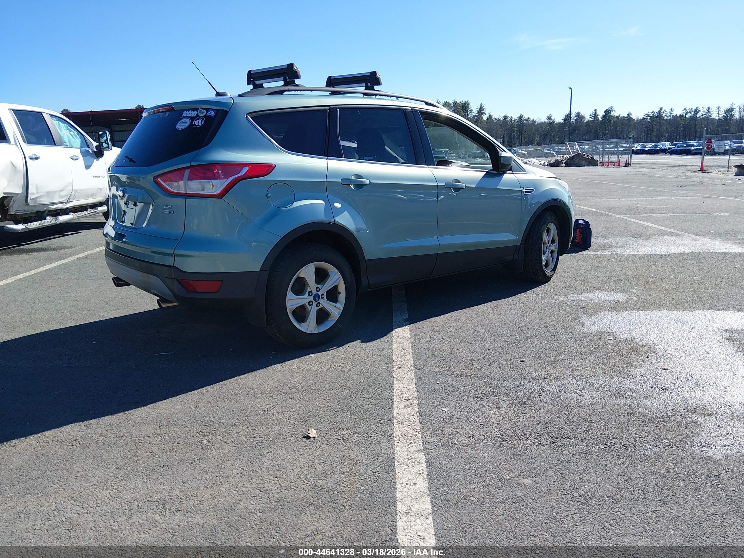 FORD ESCAPE image 4