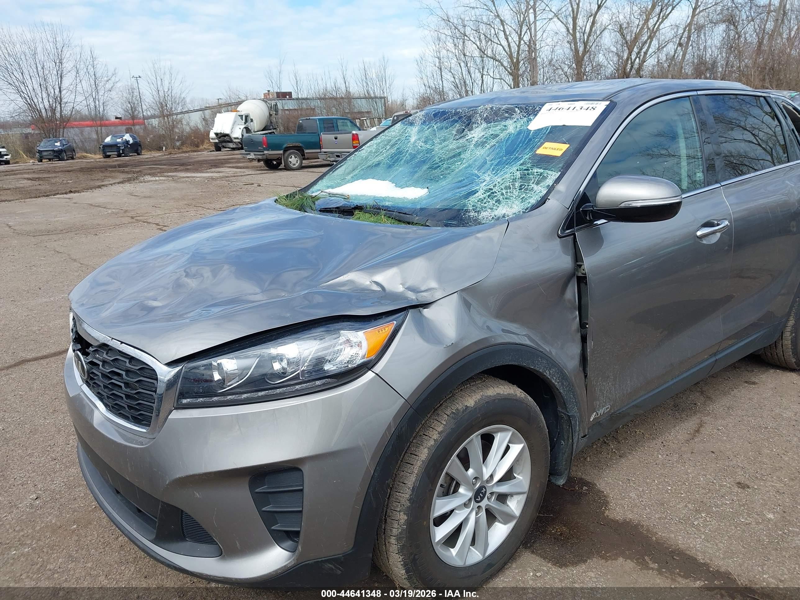 KIA SORENTO image 6