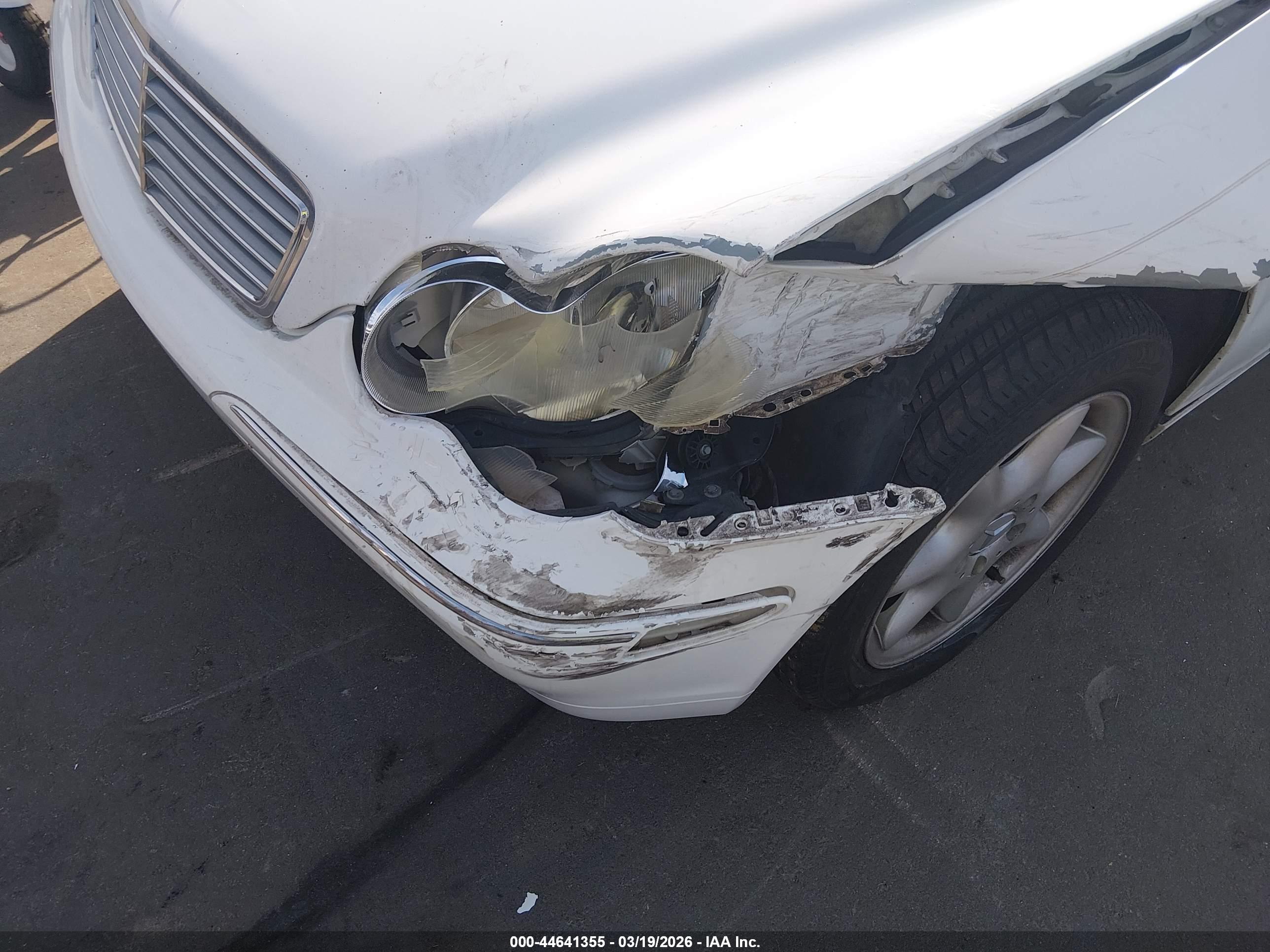 MERCEDES-BENZ C image 6
