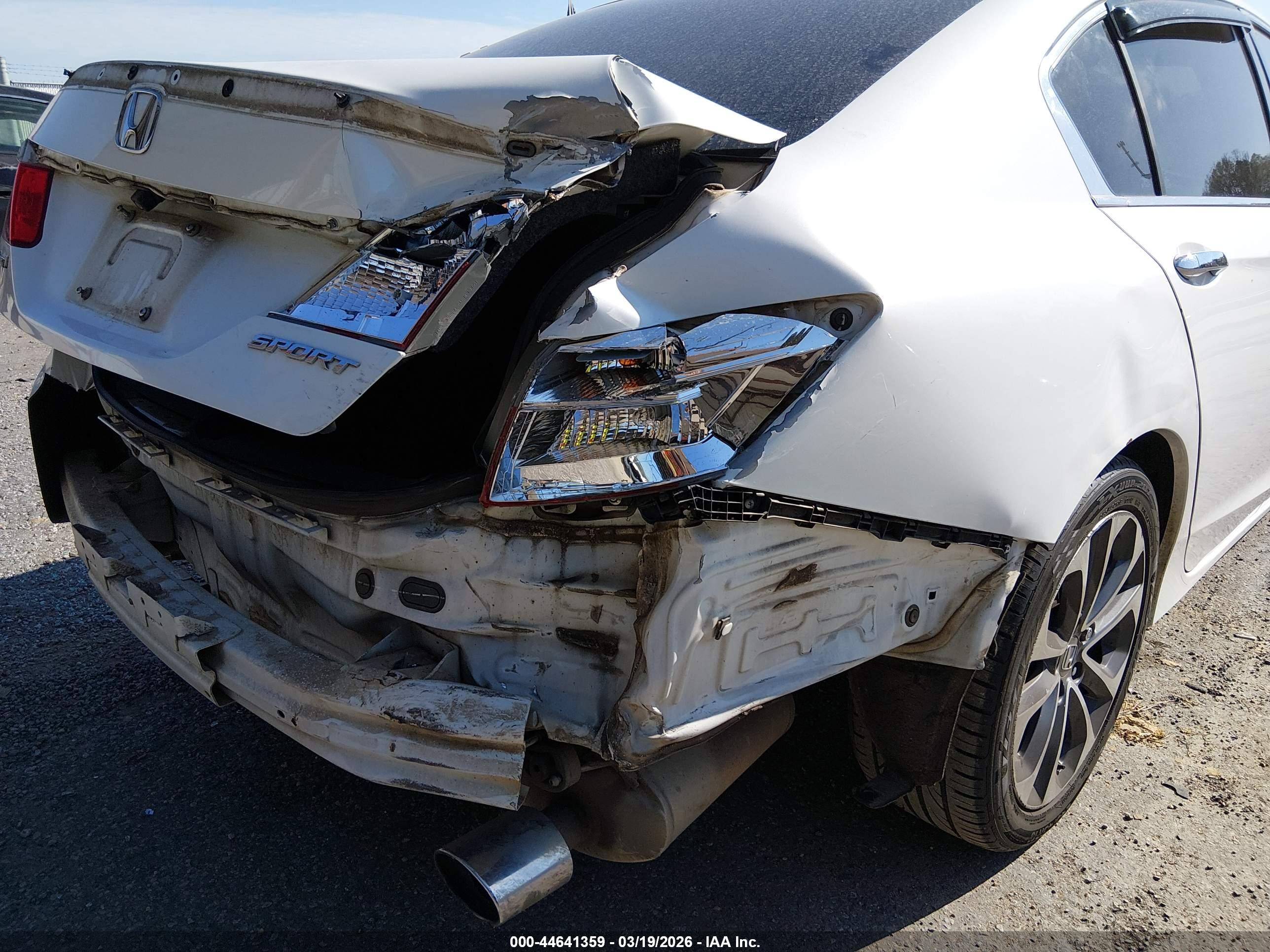 HONDA ACCORD image 6