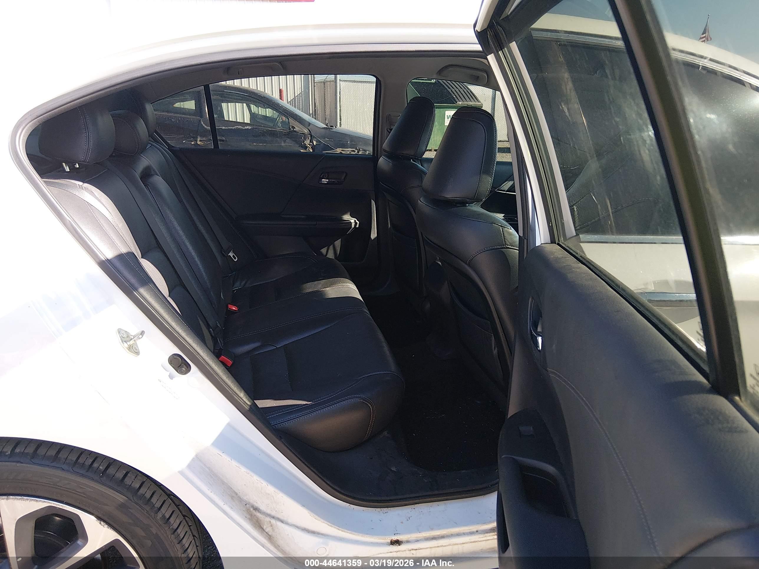 HONDA ACCORD image 8