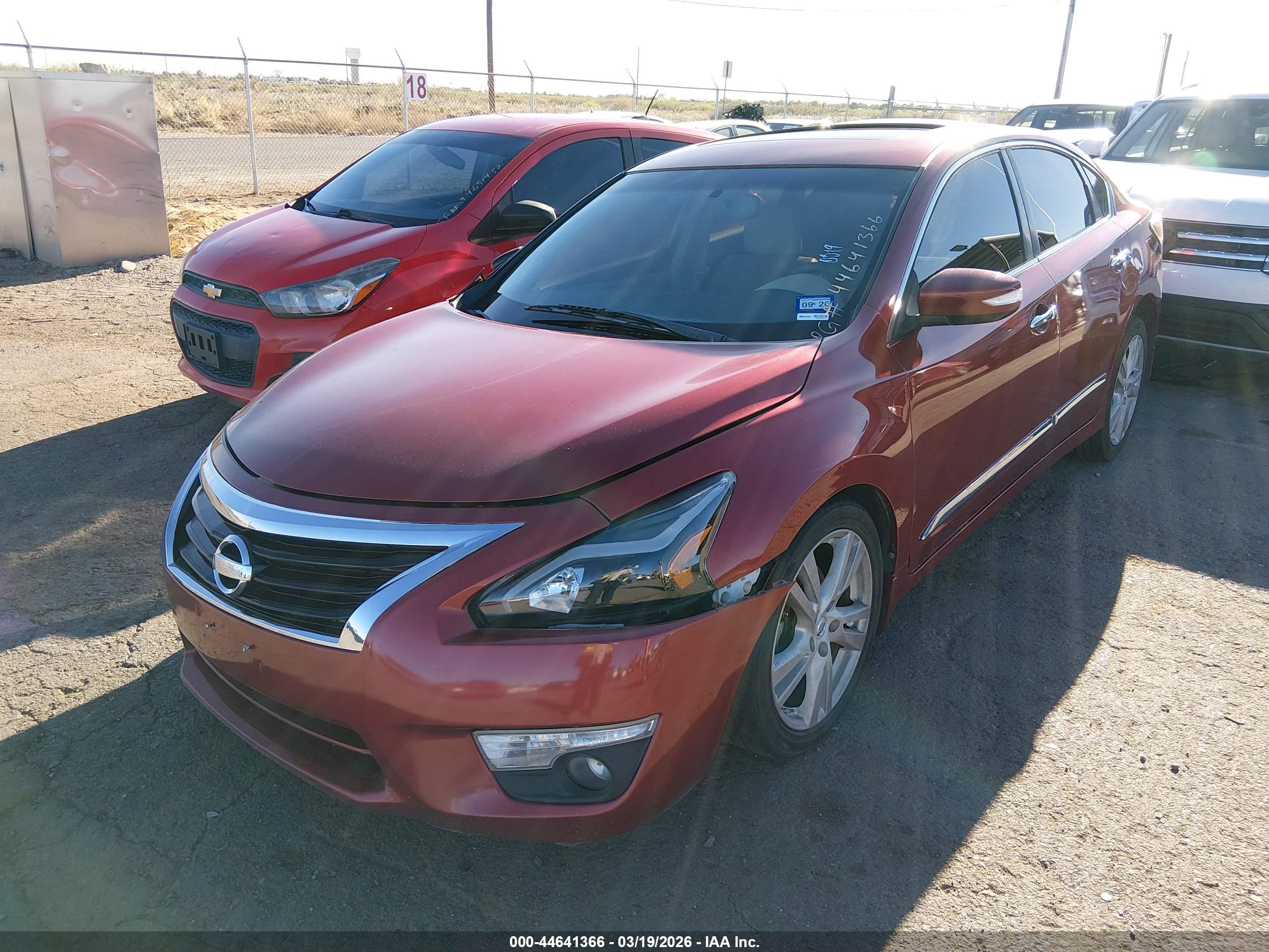 NISSAN ALTIMA image 2