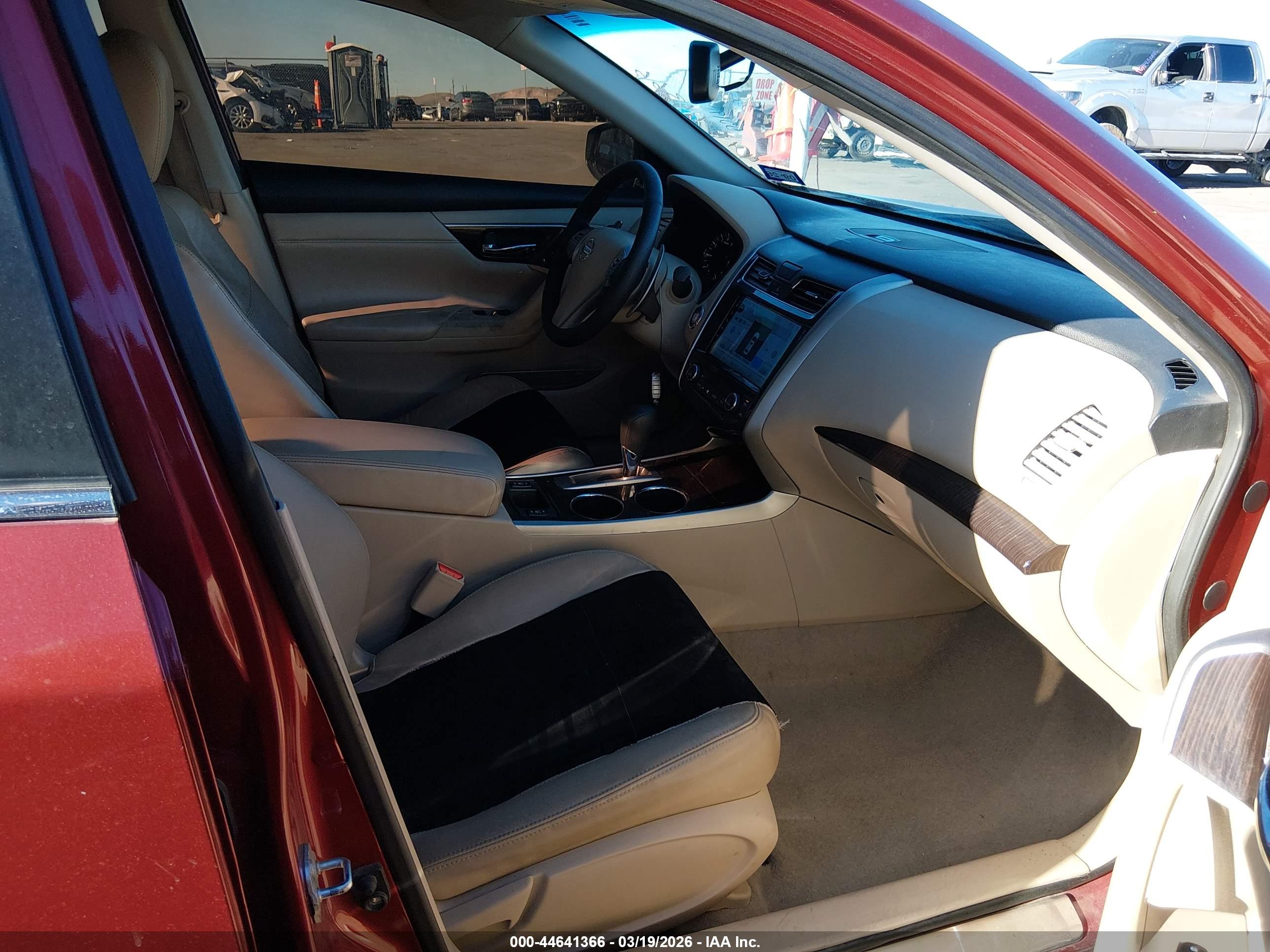 NISSAN ALTIMA image 5