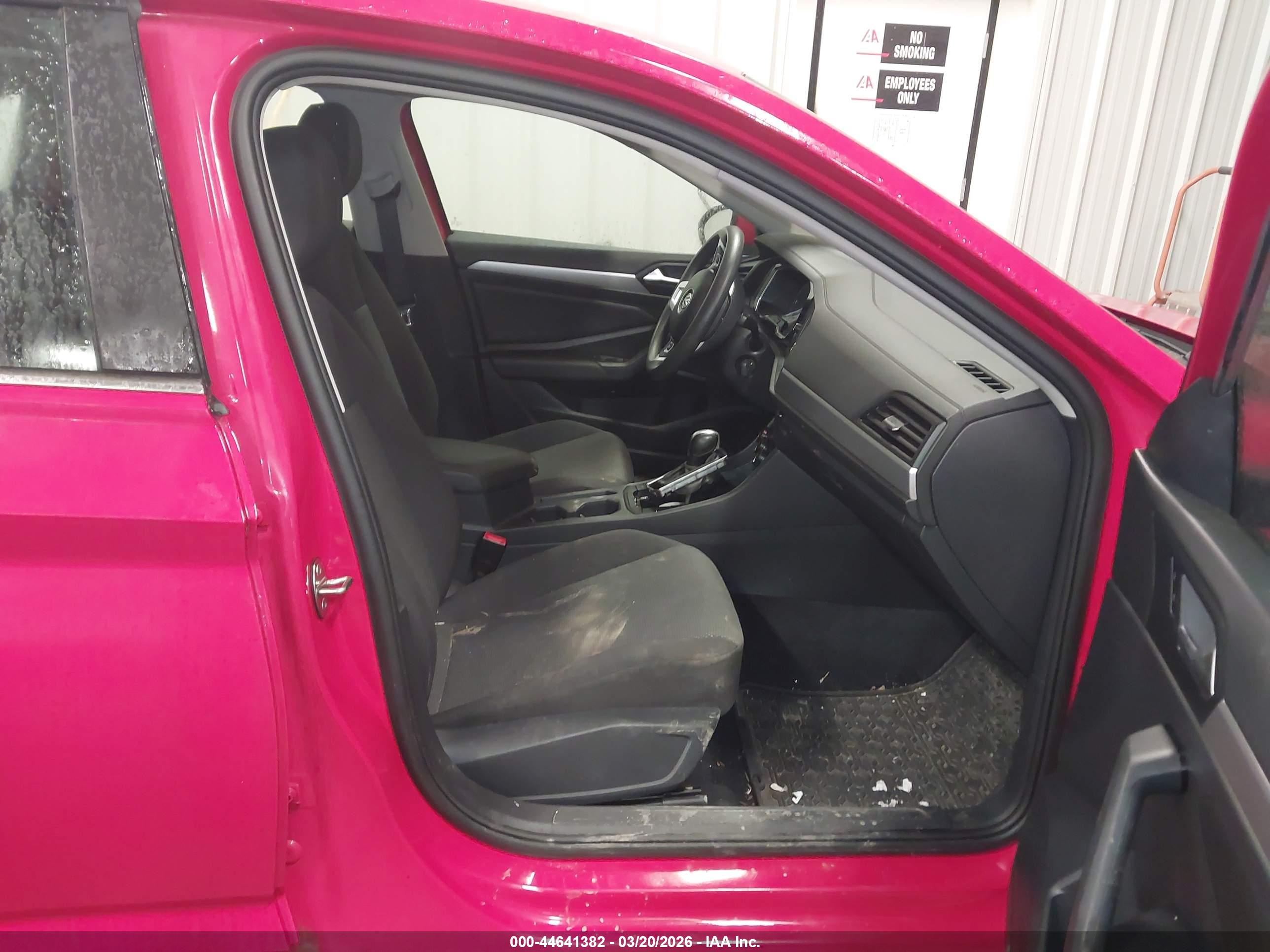 VOLKSWAGEN JETTA image 5