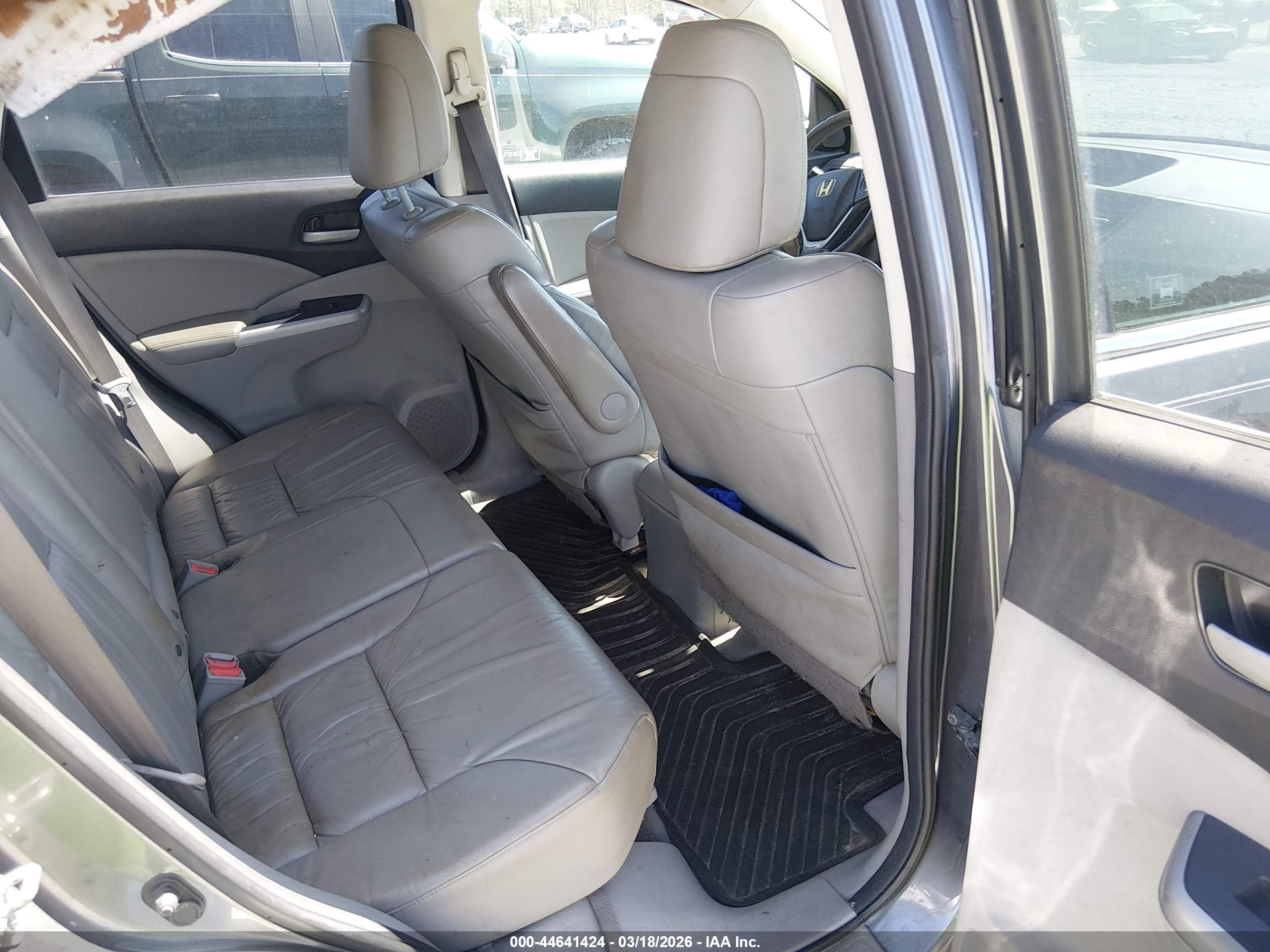 HONDA CR-V image 8