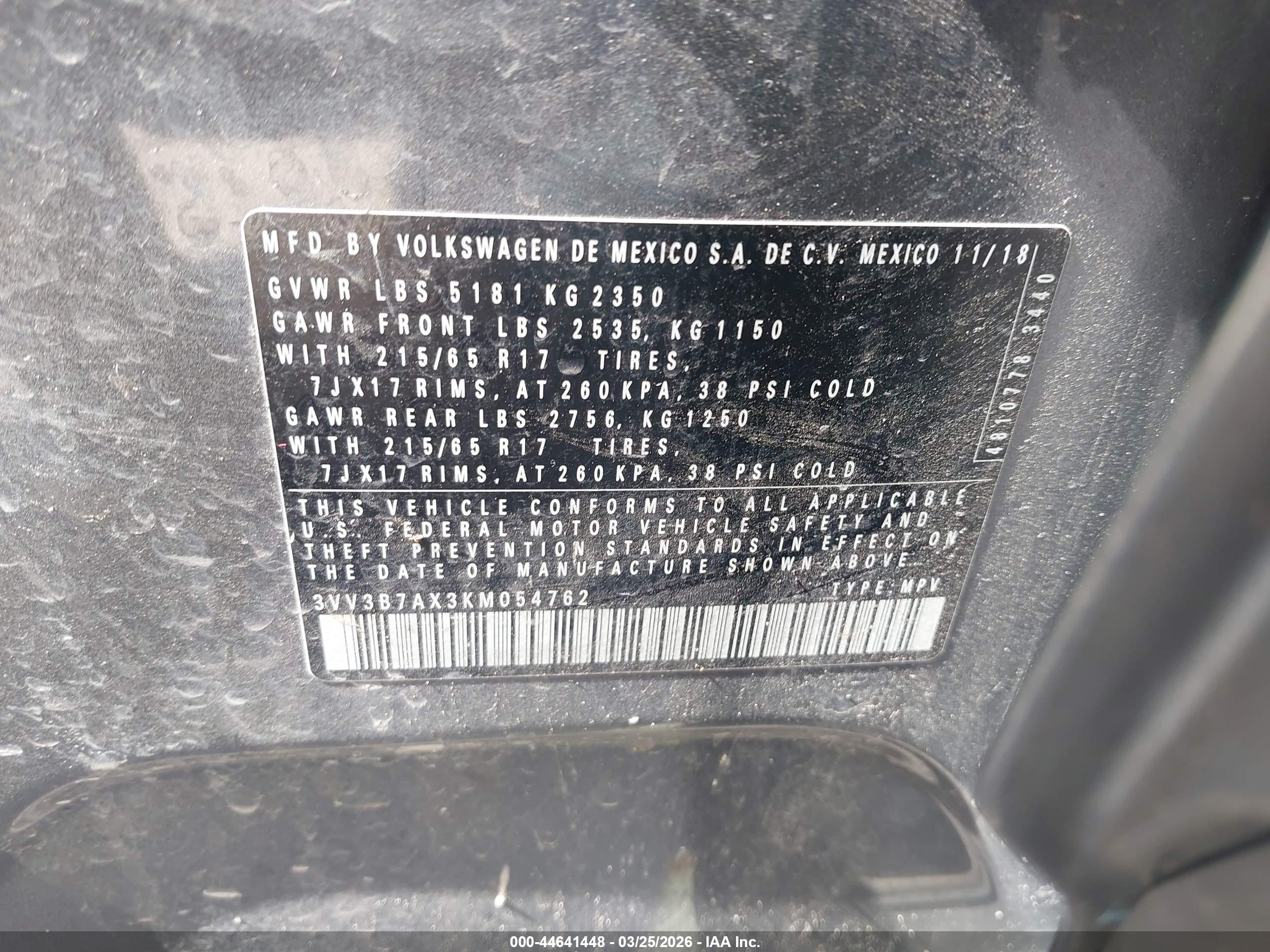 VOLKSWAGEN TIGUAN image 9