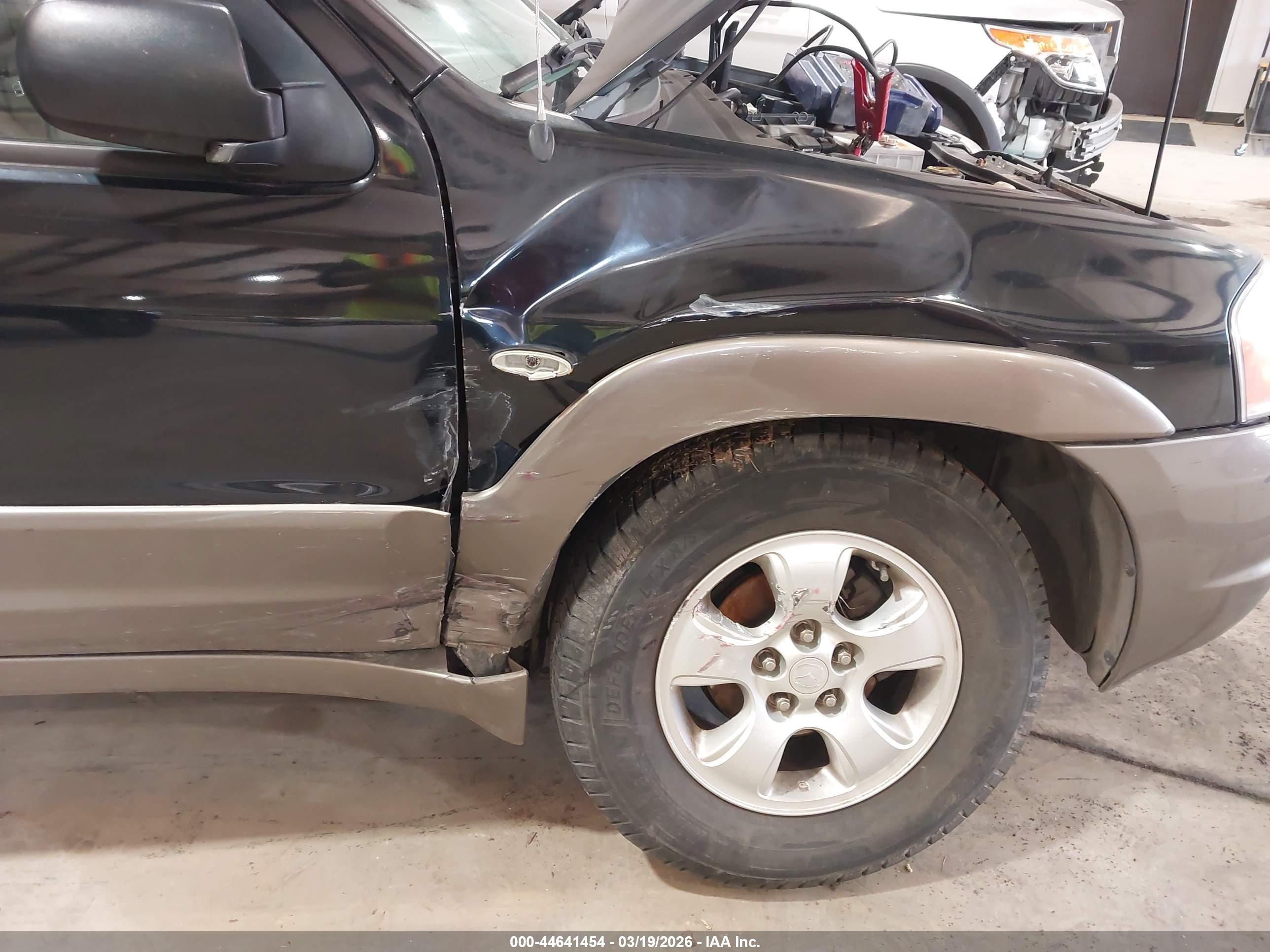 MAZDA TRIBUTE image 6