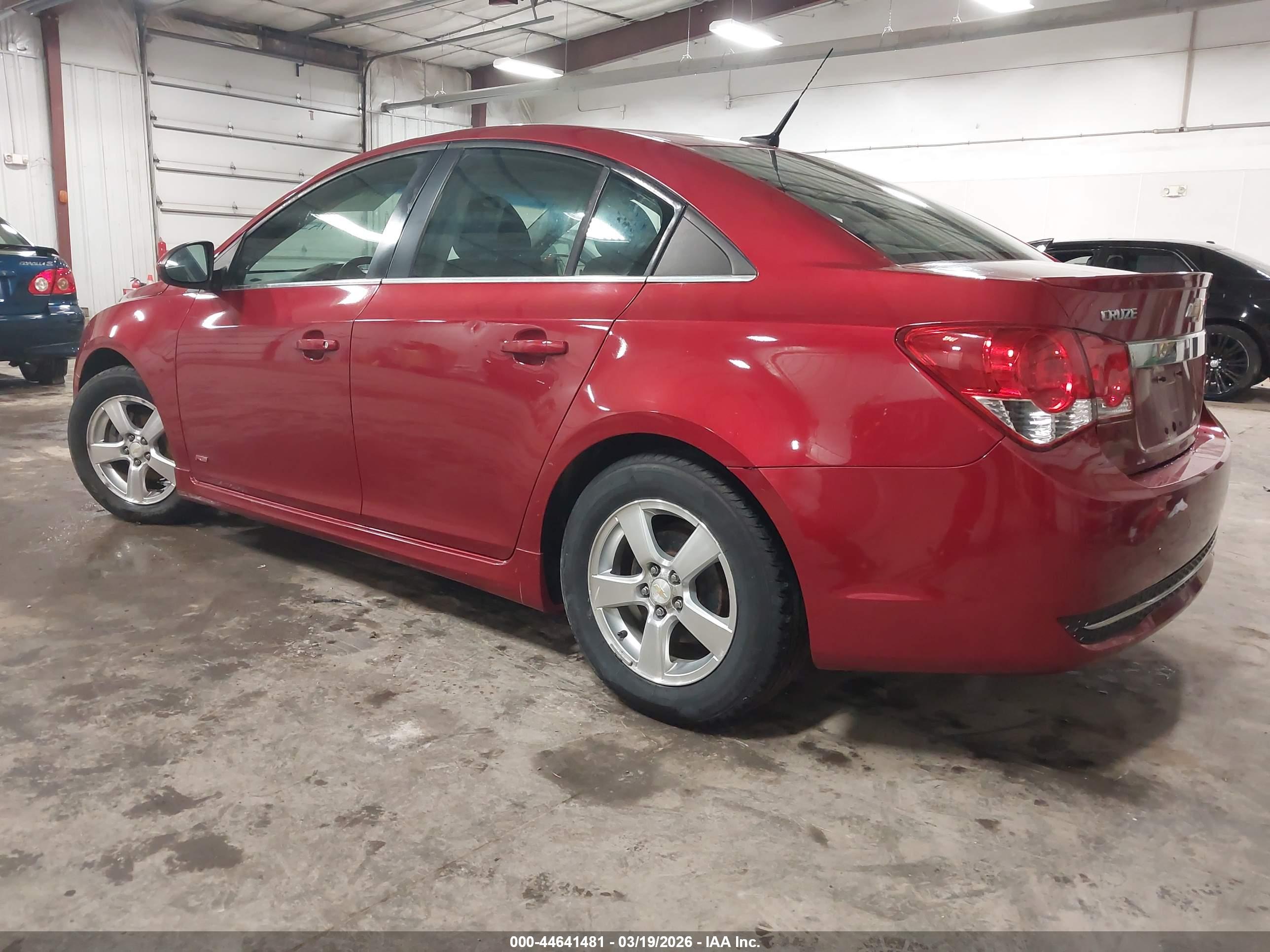 CHEVROLET CRUZE image 3