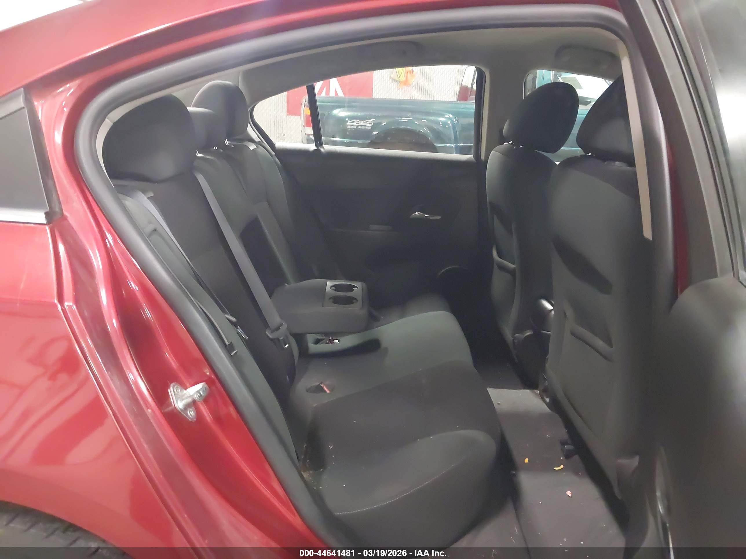 CHEVROLET CRUZE image 8