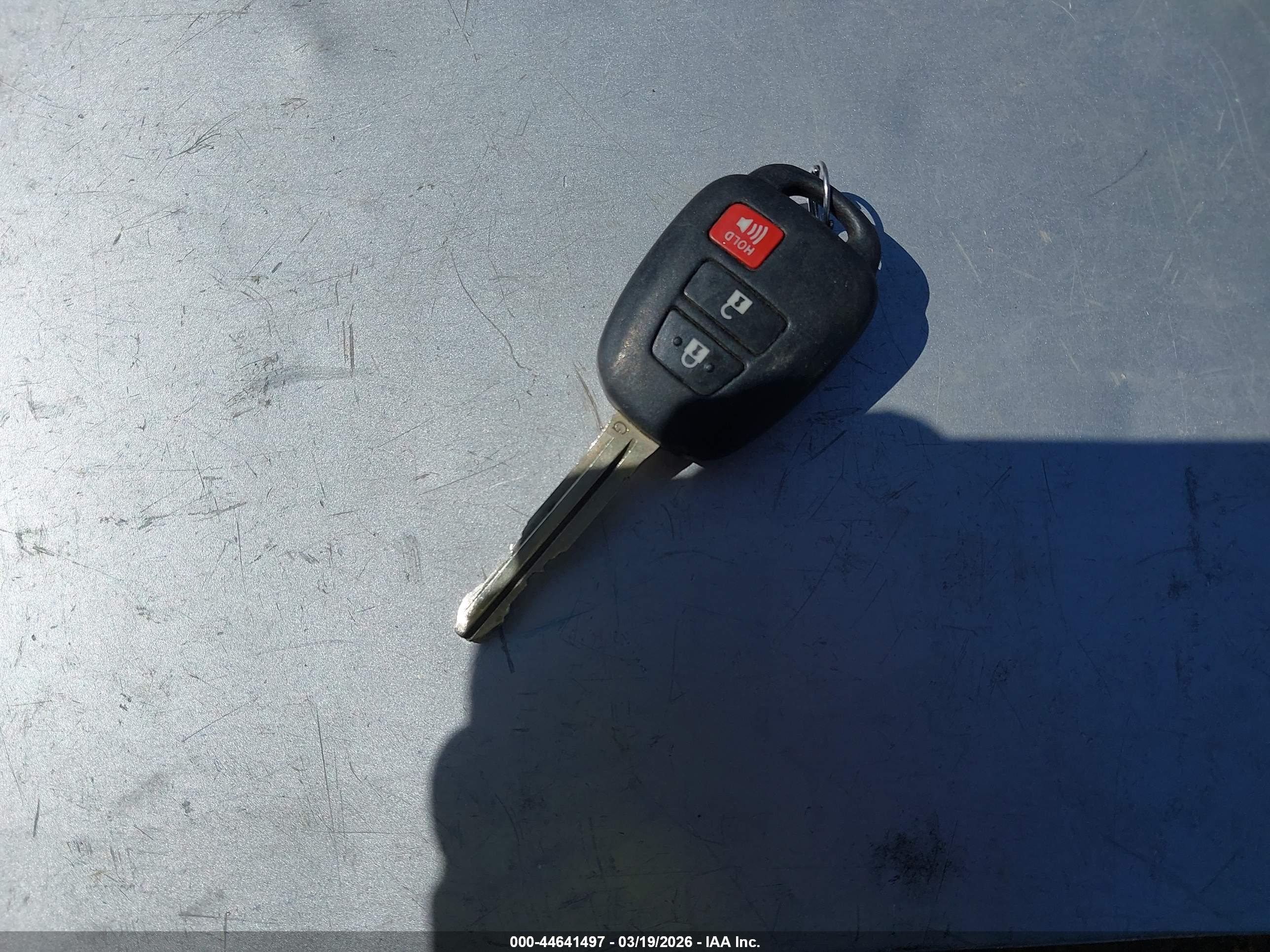 TOYOTA PRIUS image 11