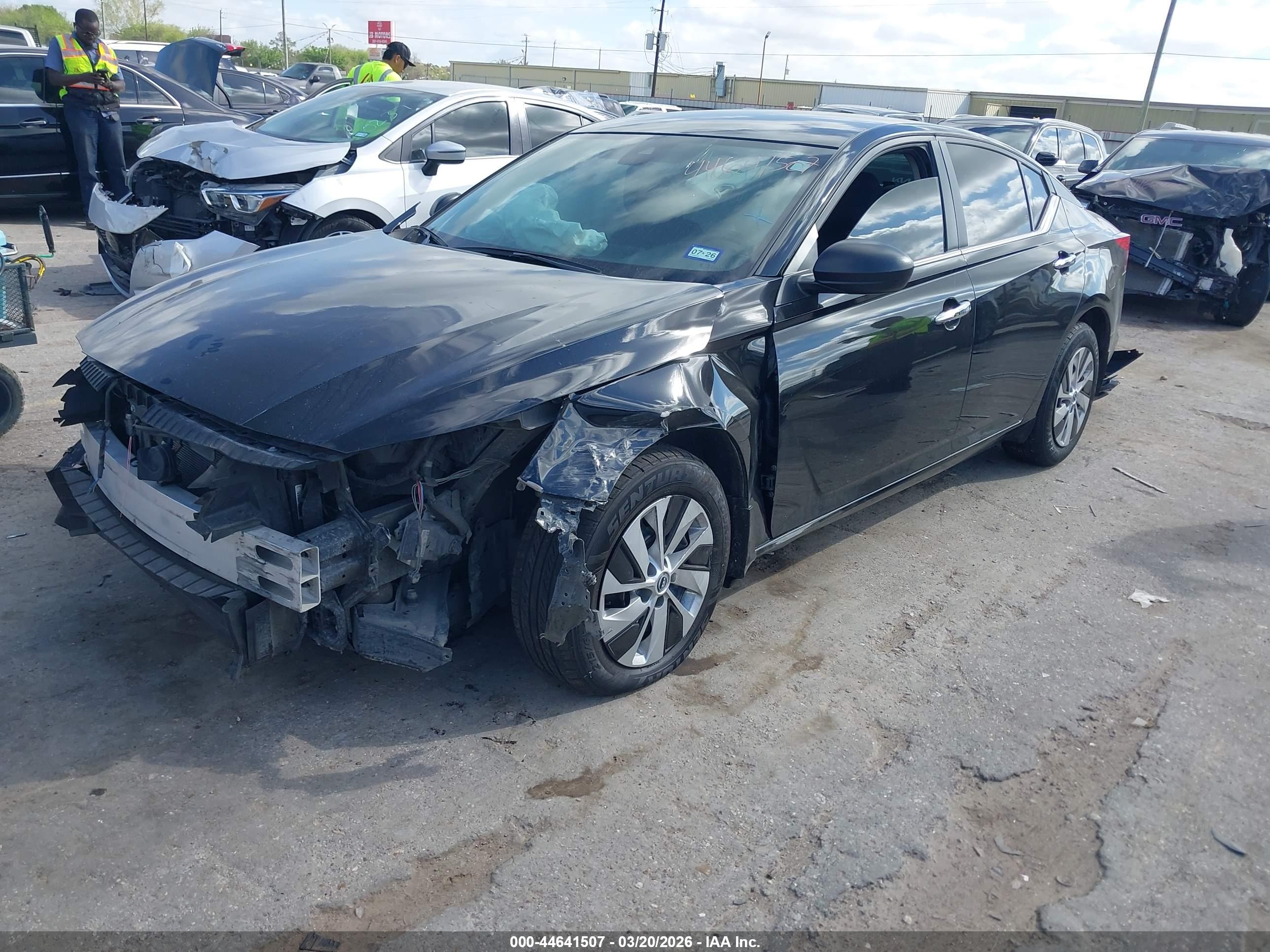 NISSAN ALTIMA image 2