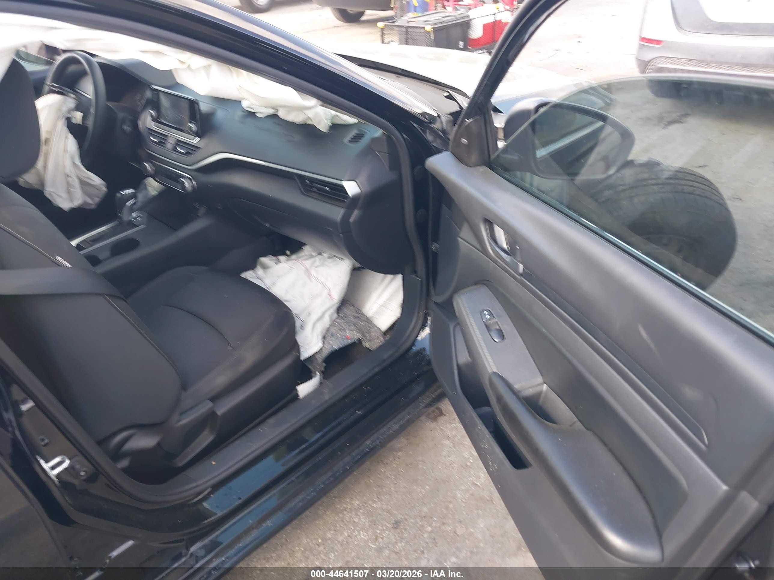 NISSAN ALTIMA image 5