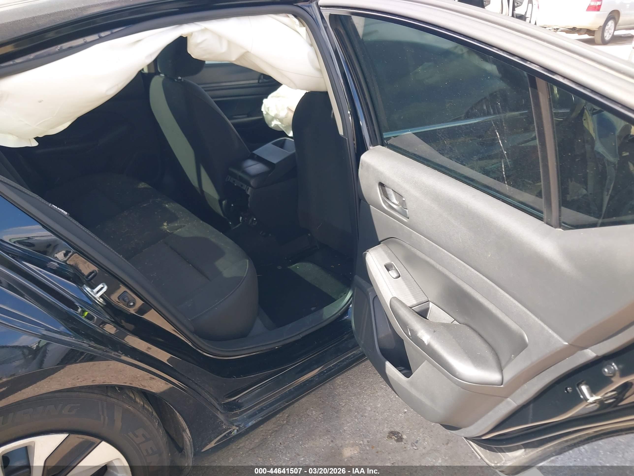 NISSAN ALTIMA image 8
