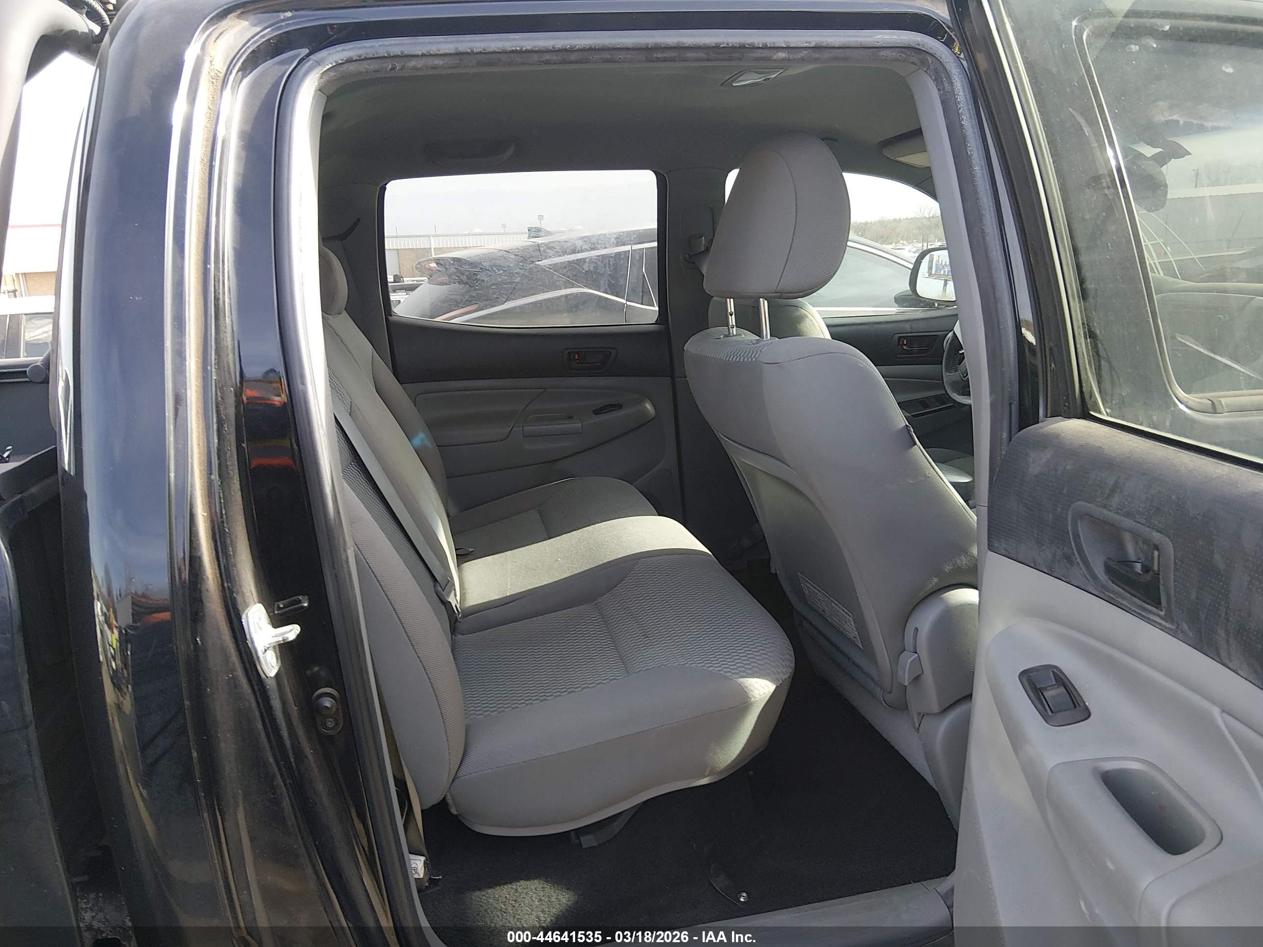 TOYOTA TACOMA image 8
