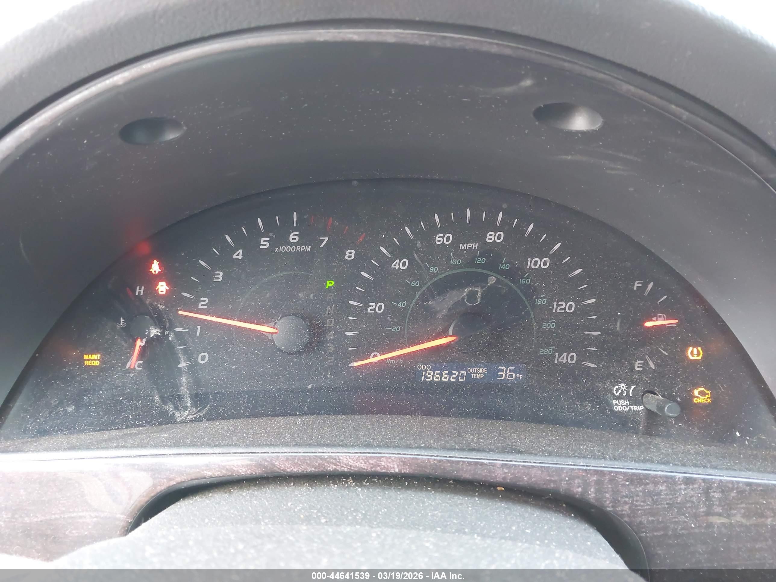 TOYOTA CAMRY image 7