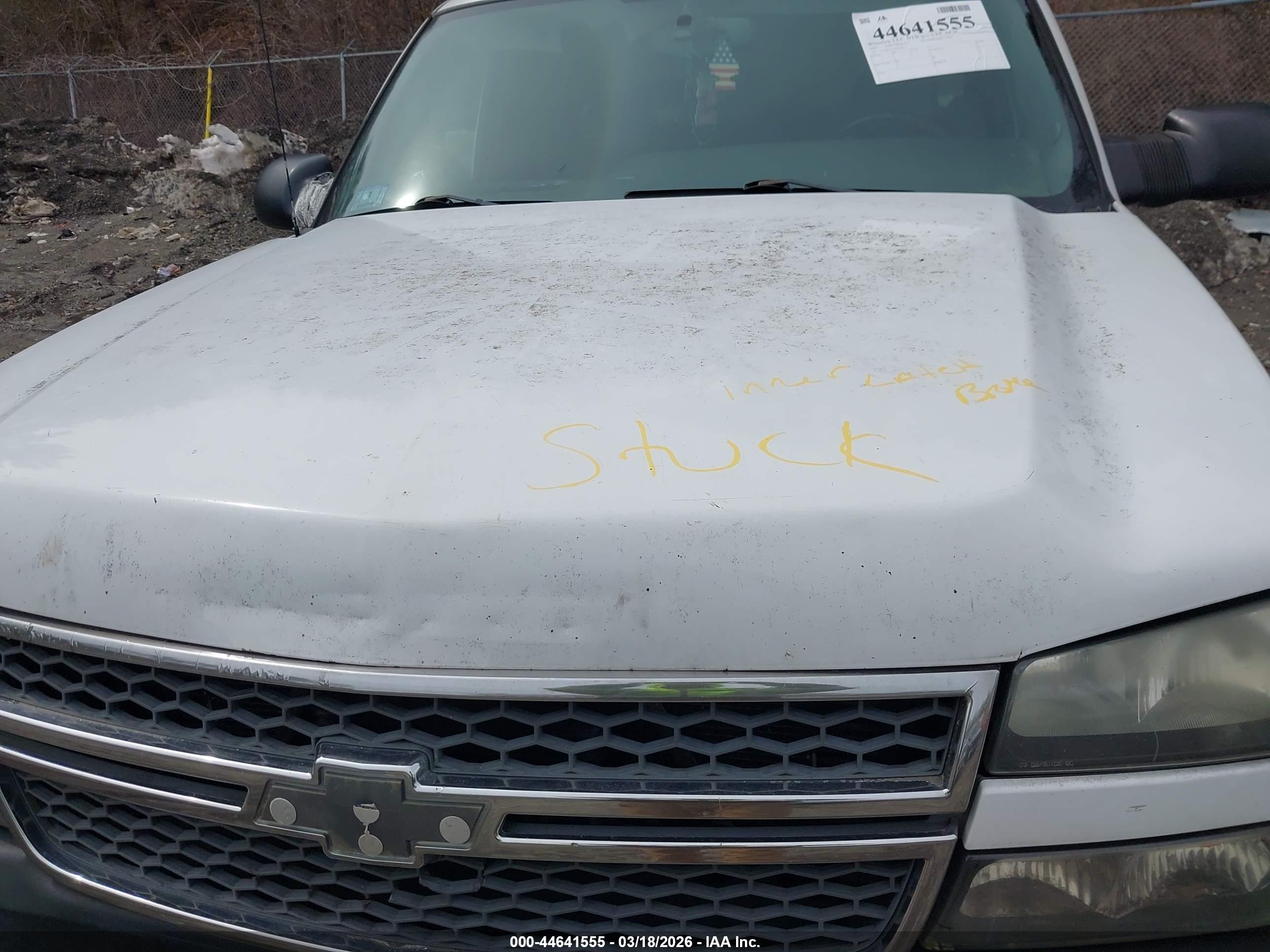 CHEVROLET SILVERADO image 10