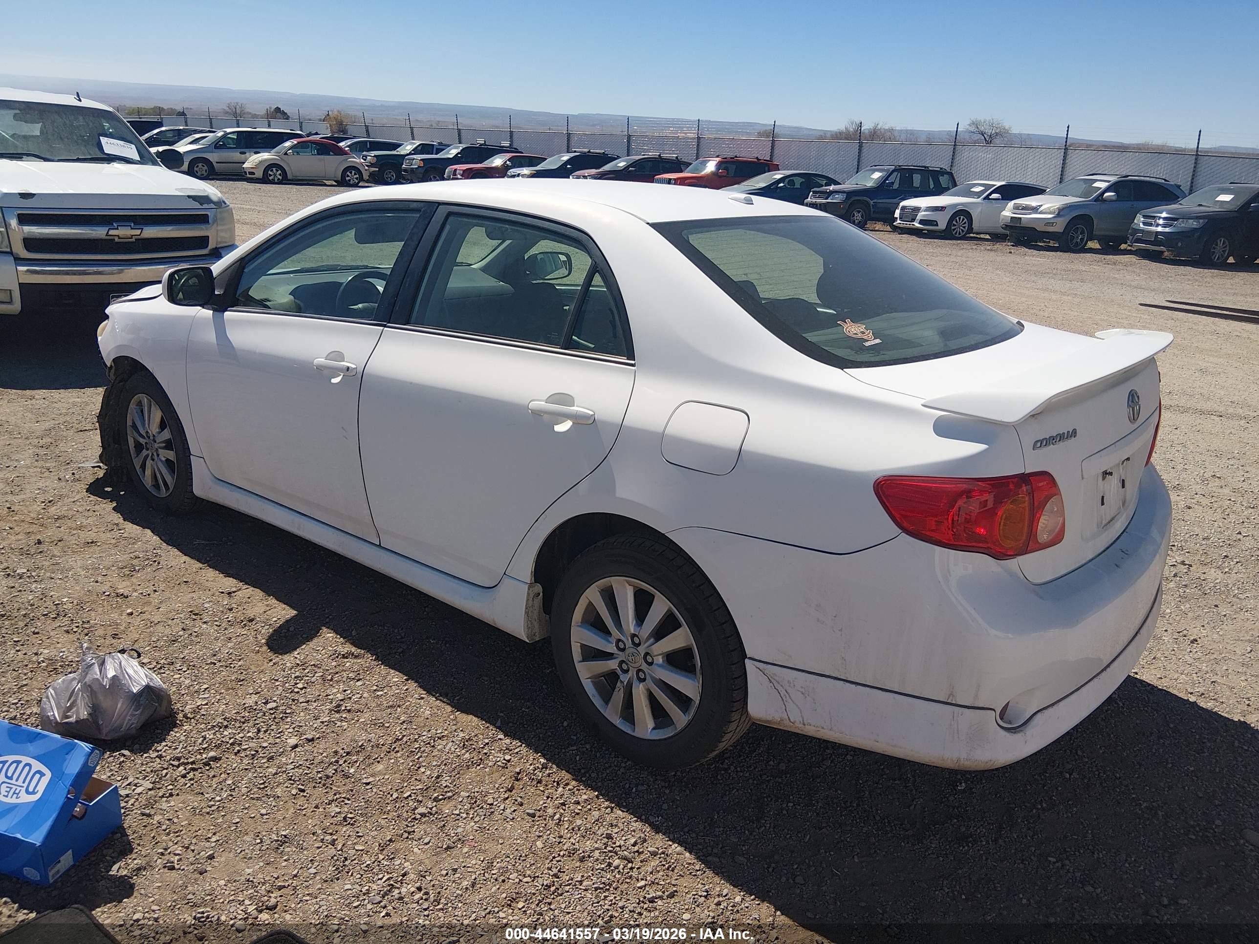 TOYOTA COROLLA image 3