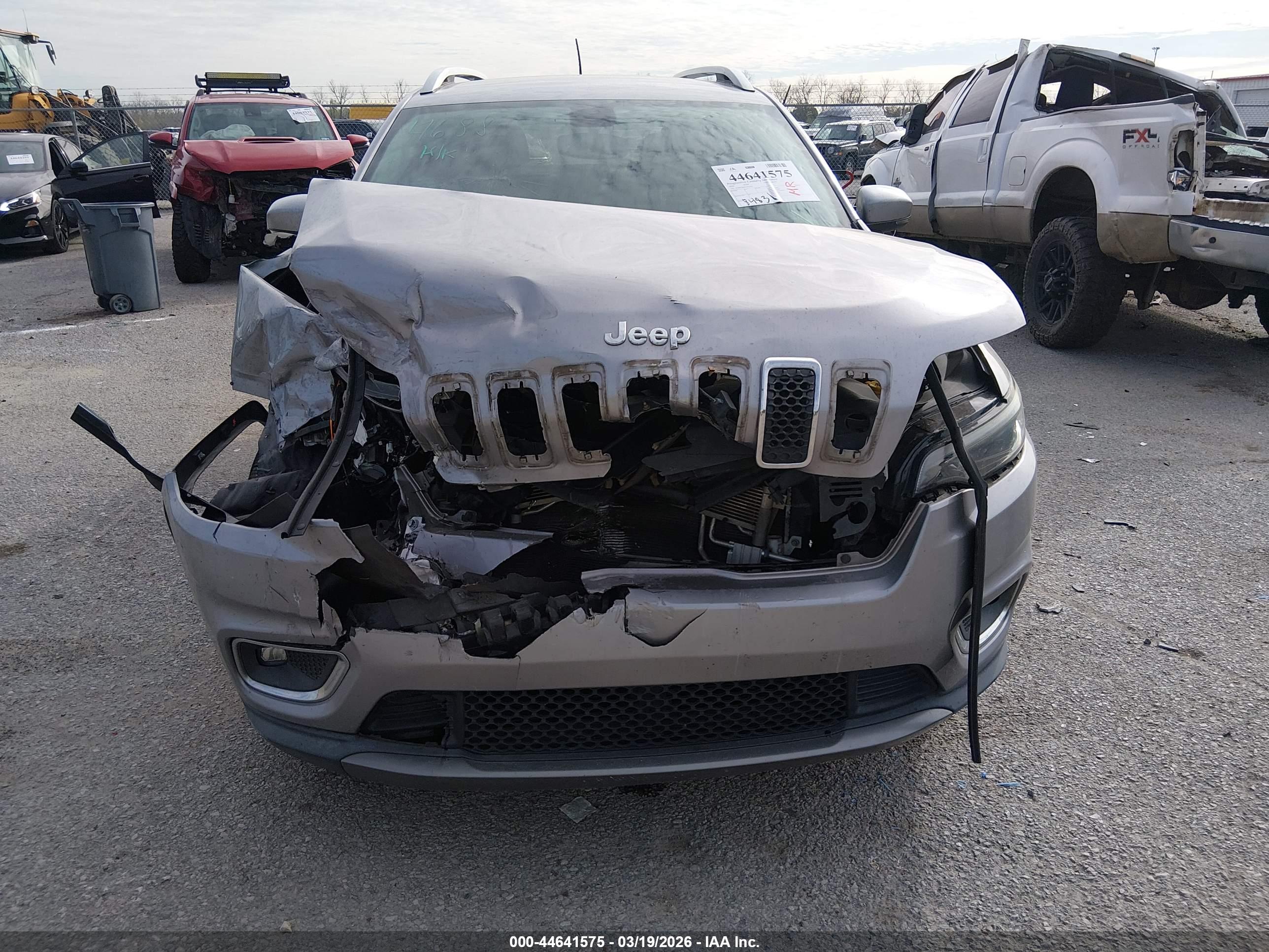 JEEP CHEROKEE image 6