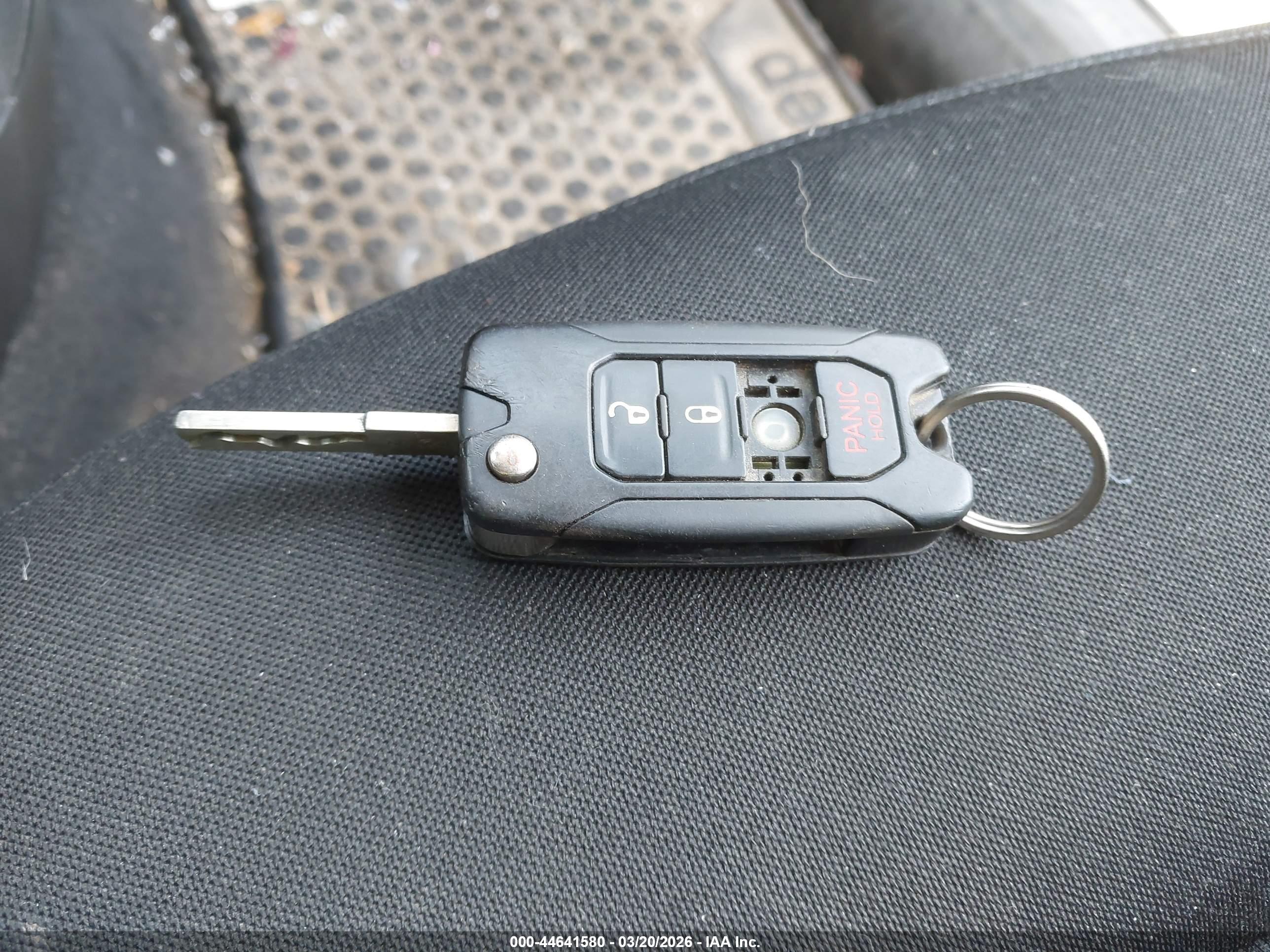 JEEP RENEGADE image 11