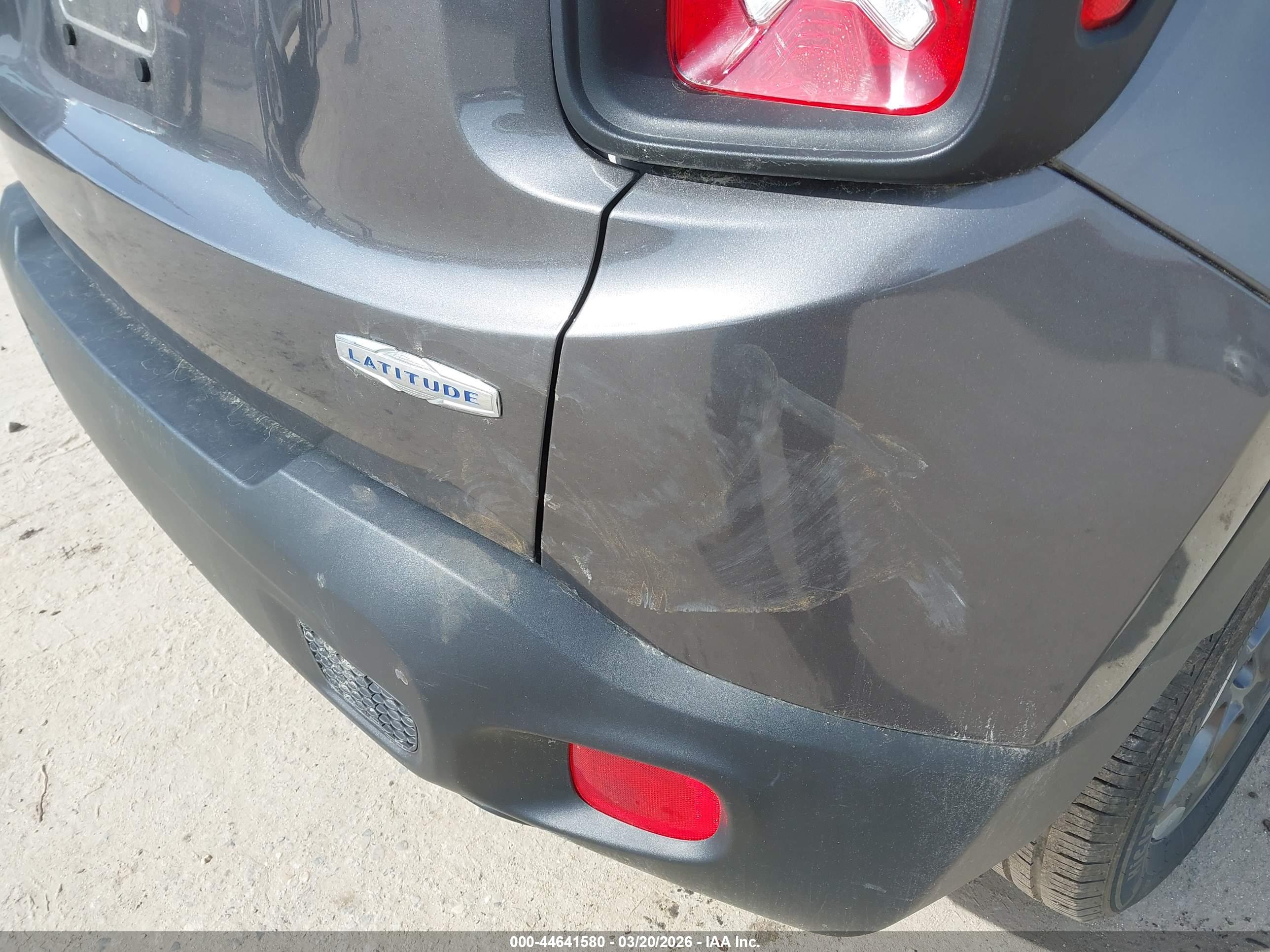 JEEP RENEGADE image 6