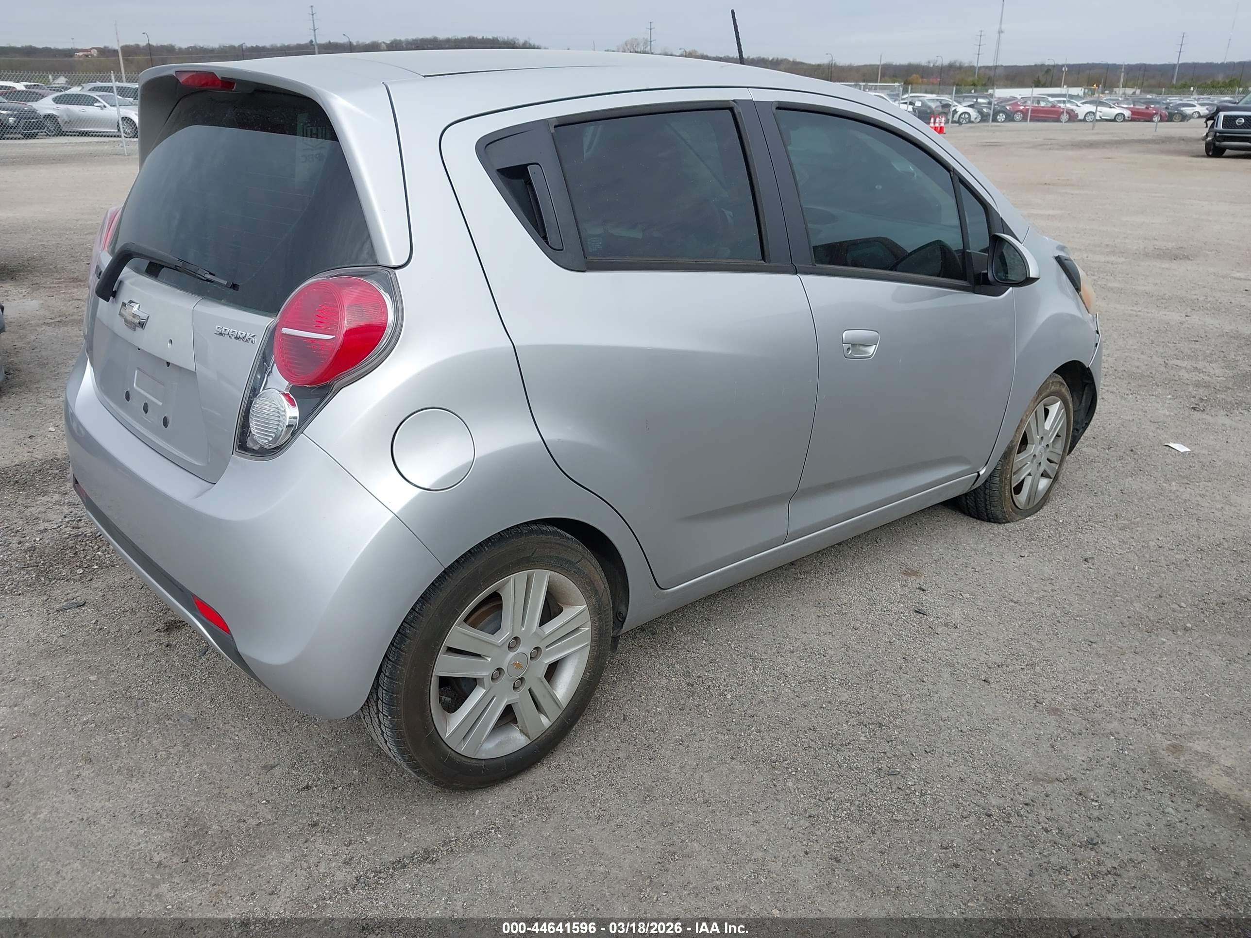 CHEVROLET SPARK image 4