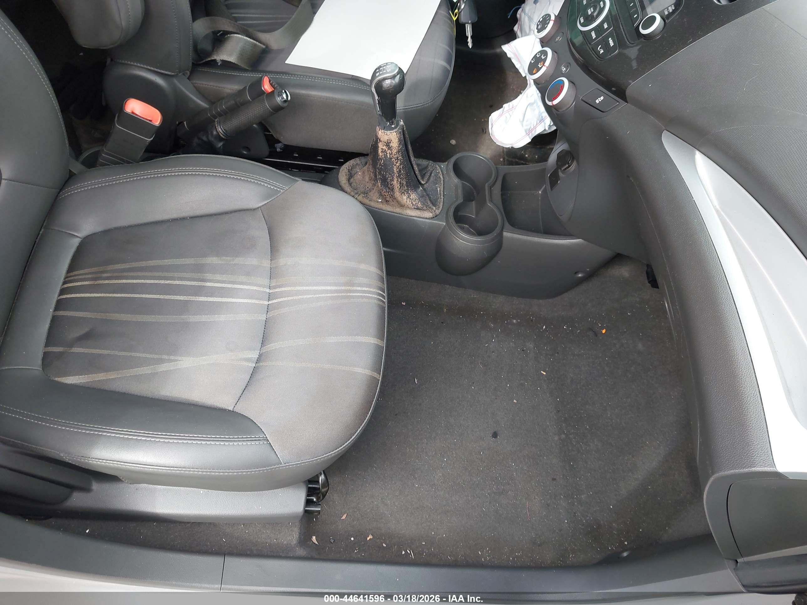 CHEVROLET SPARK image 5
