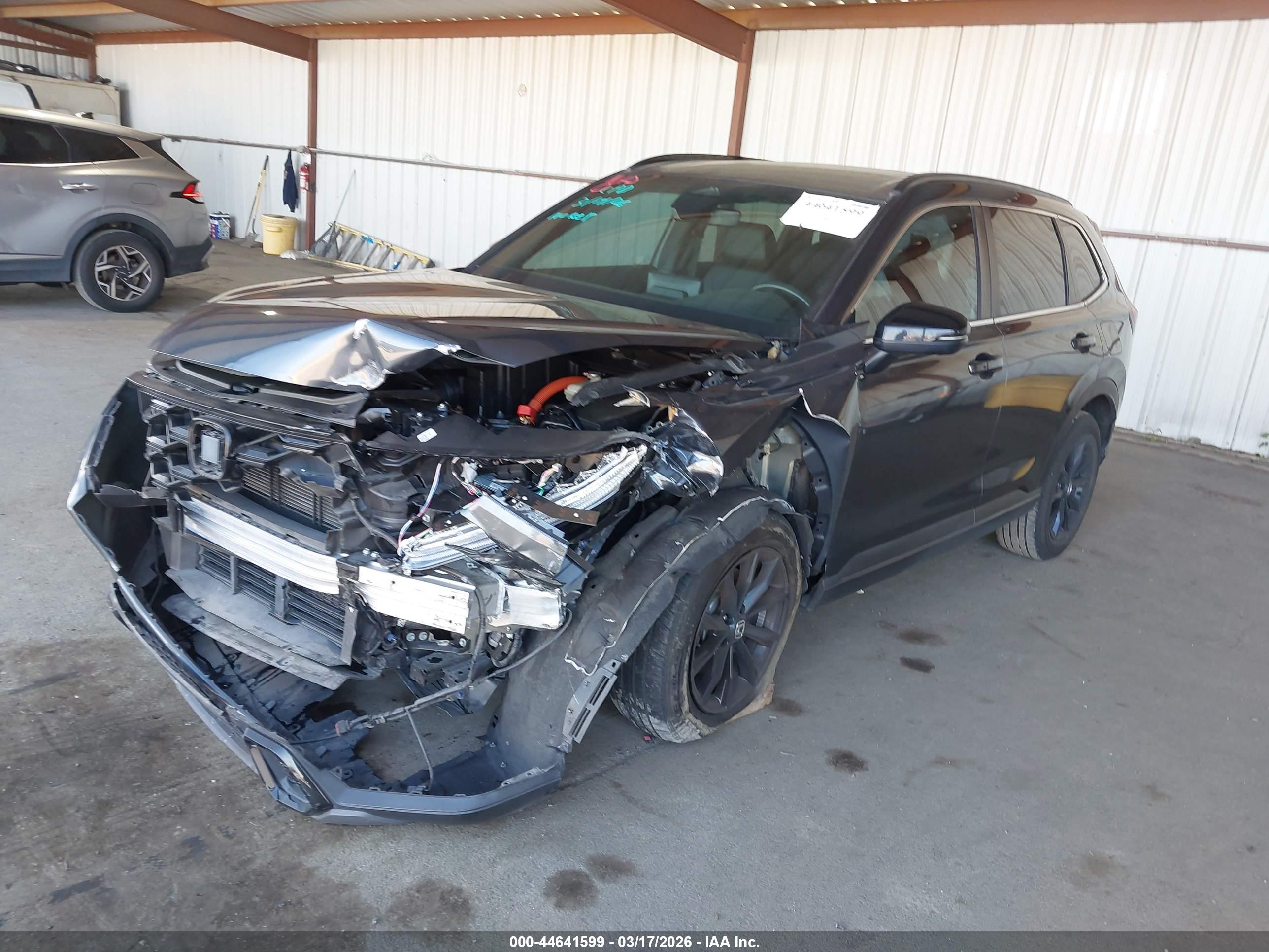 HONDA CR-V image 2